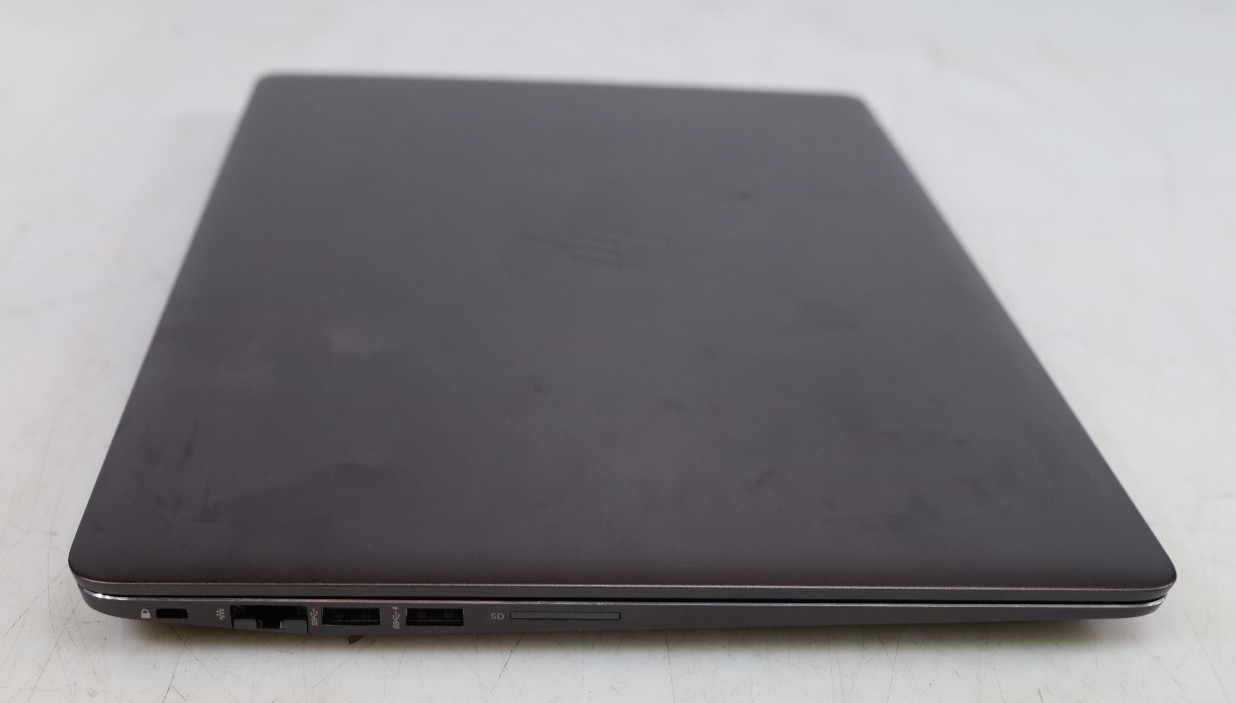HP ZBook Studio G4 15.3″ Intel i7-7700HQ 8GB DDR4 256GB SSD No COA OS
