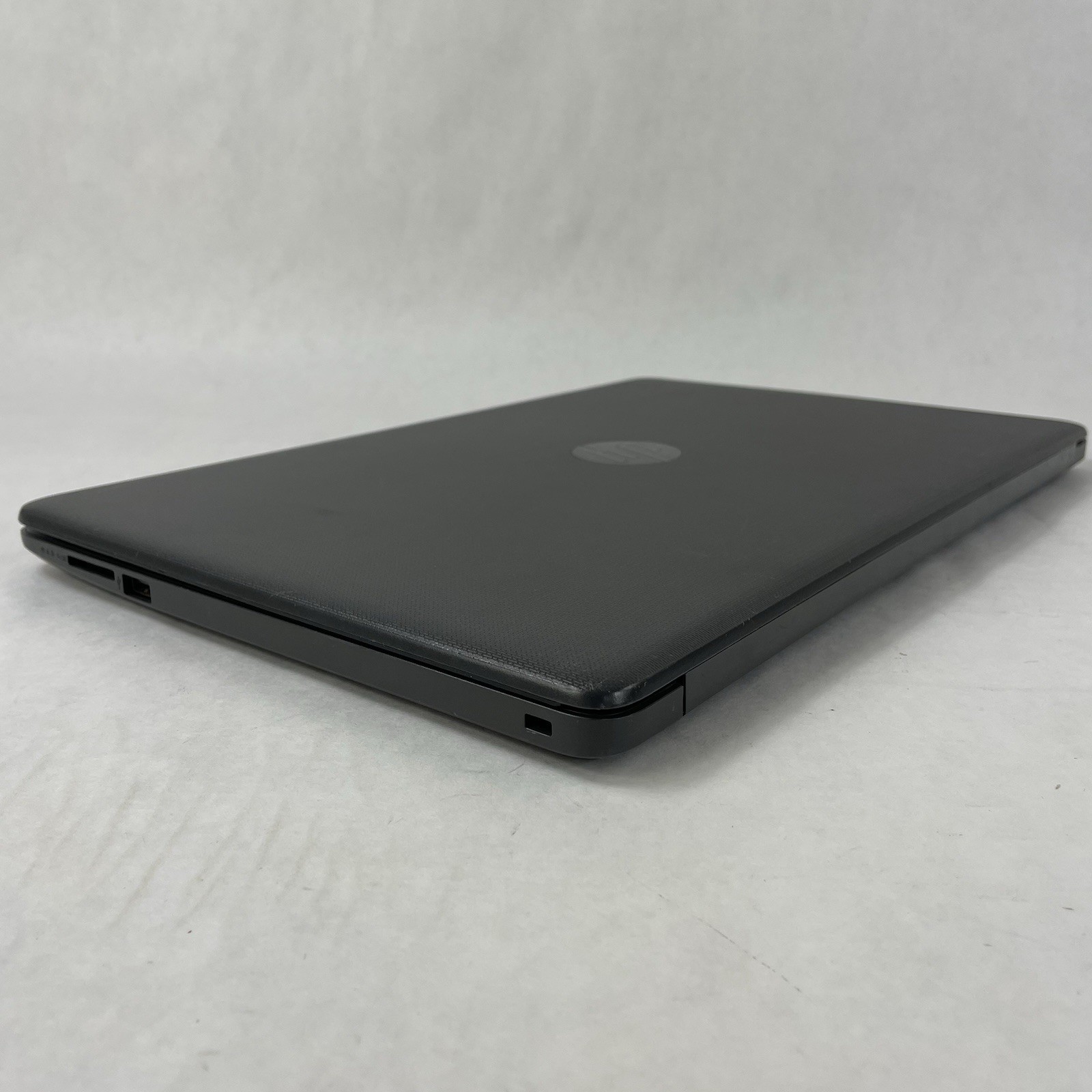 HP 255 G7 15.6″ Ryzen 3 2200U 2.50 GHz 8 GB RAM No SSD/OS/AC – READ