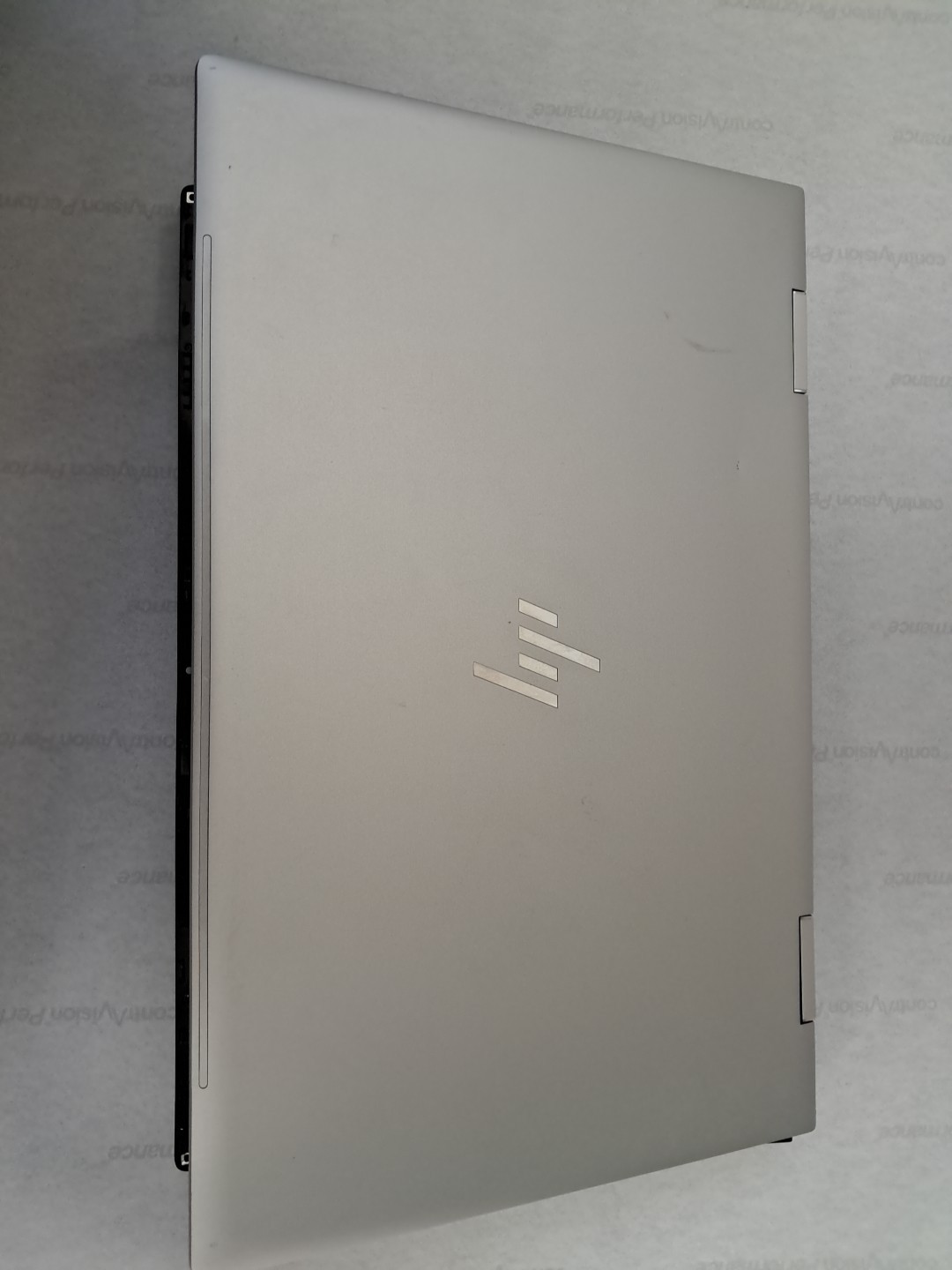 HP ENVY x360 2-in-1 15M-ED0023DX 15.6″ FHD Touch i7-1065G7 Broking Screen