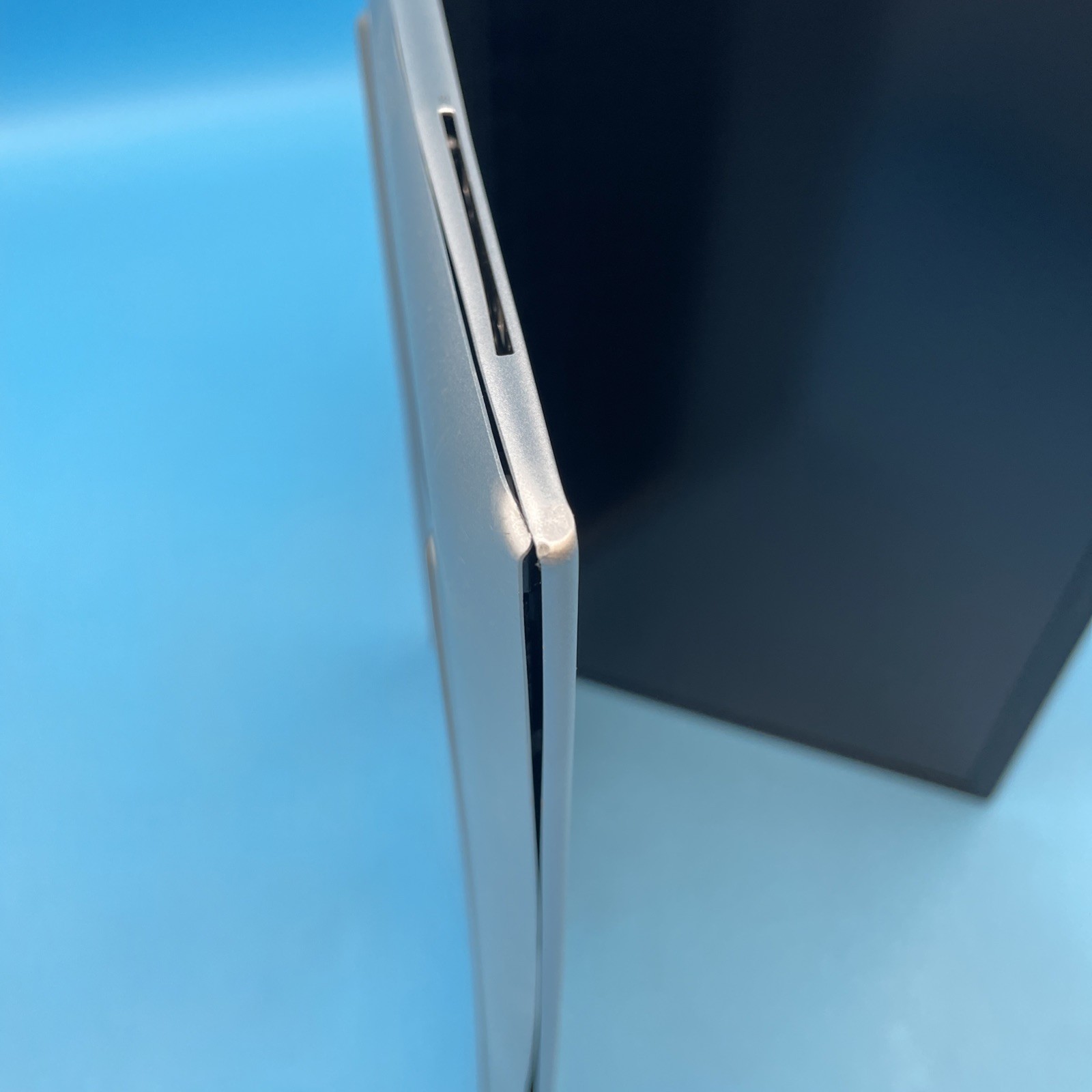 HP EliteBook 840 G11 | Ultra 5 135U | 32GB RAM | 512GB SSD | NO OS | 87% BATTERY