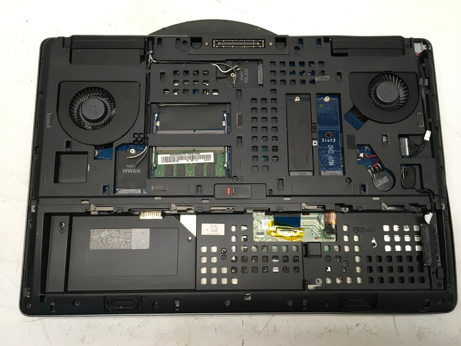 Dell Precision 7710 Intel Xeon E3-1535M v5 2.9GHz 8GB Quadro M3000M – READ DESC
