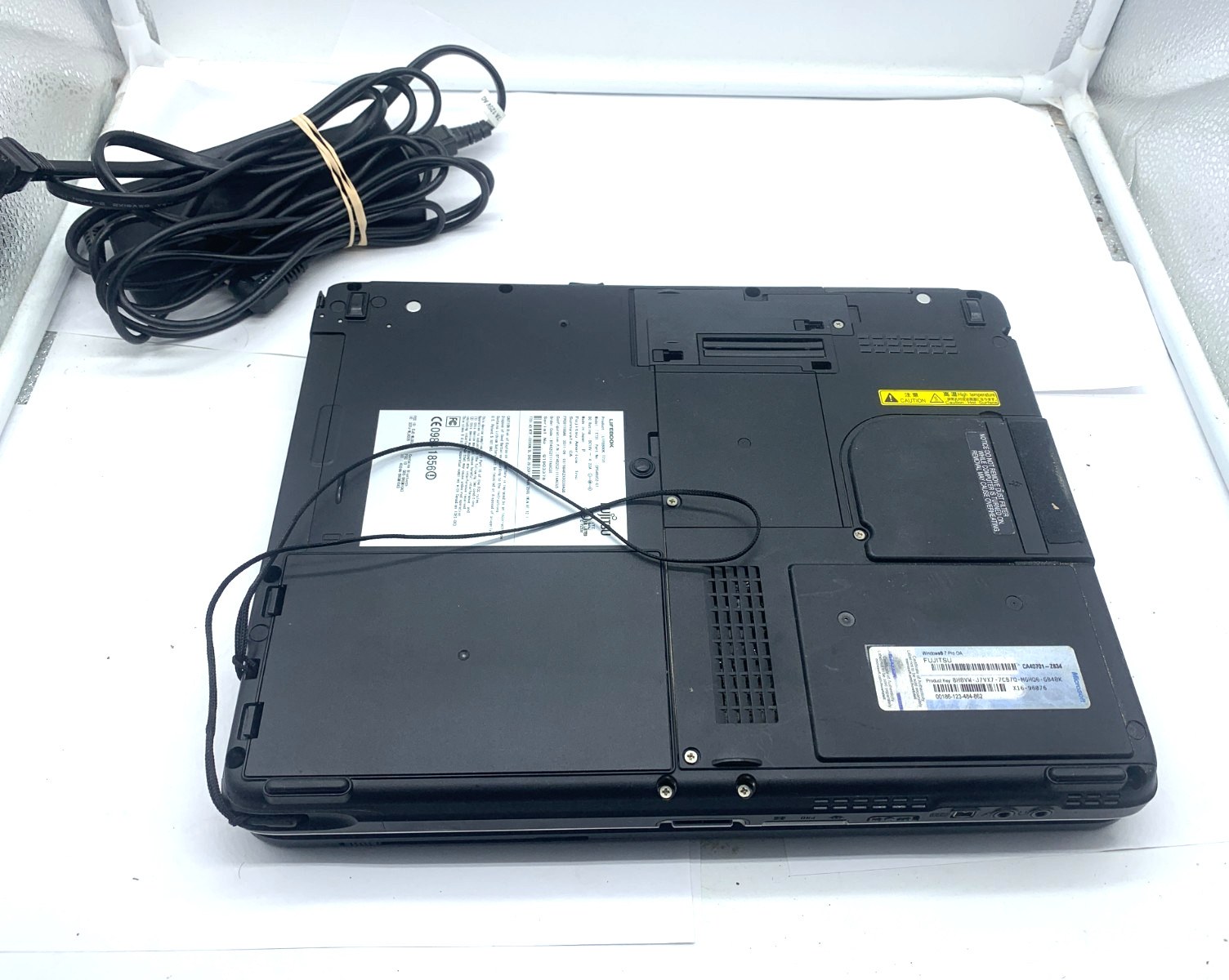 Fujitsu Lifebook T731 Laptop intel Core i3-2330M @ 2.20 GHz 4GB 250GB SEE DESC