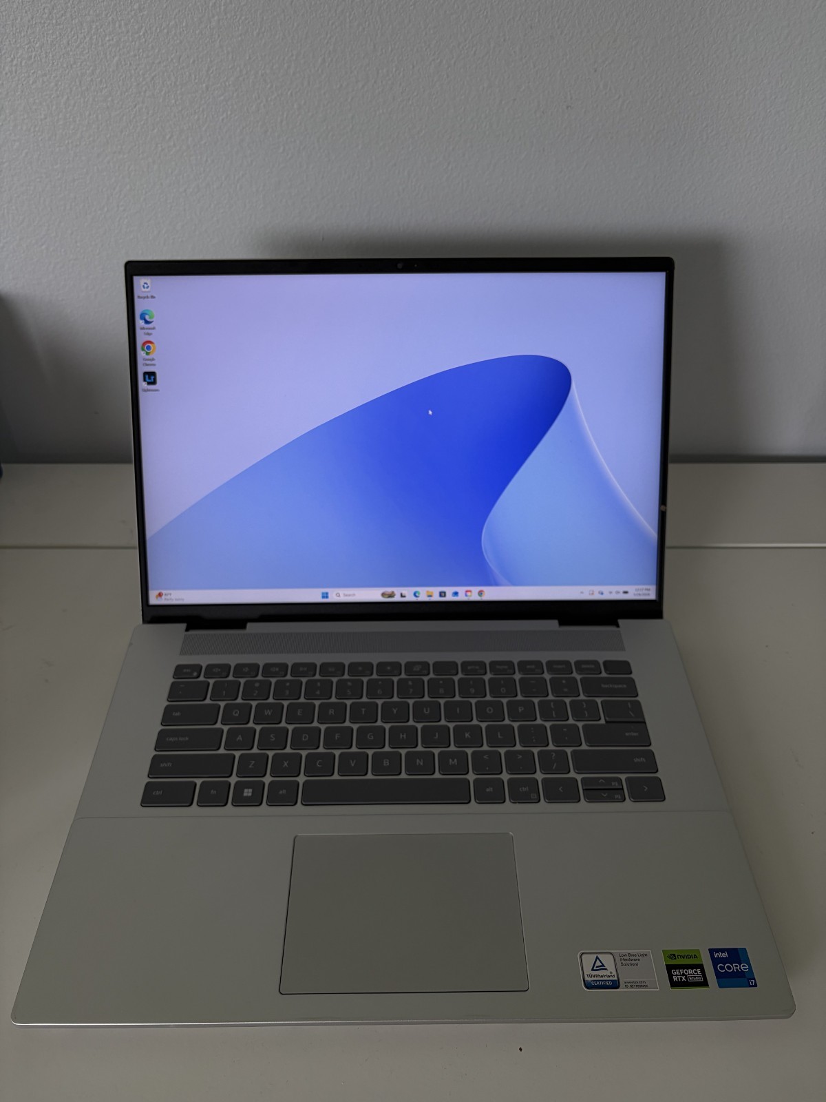 Dell Inspiron 16 Plus (7630) – i7, RTX 4060, 32GB RAM, 2TB SSD
