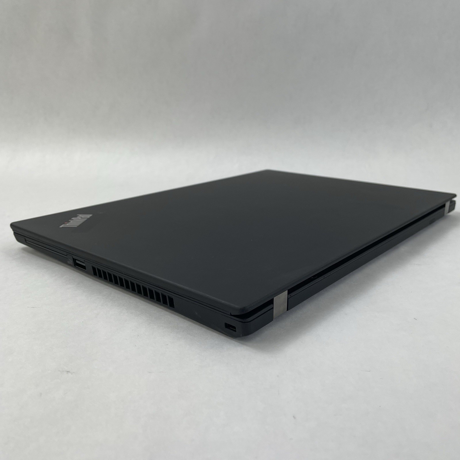 Lenovo ThinkPad T14 Gen2i 14″ i5-1145G7 2.60 GHz 16 GB RAM No SSD/OS/AC/Batt