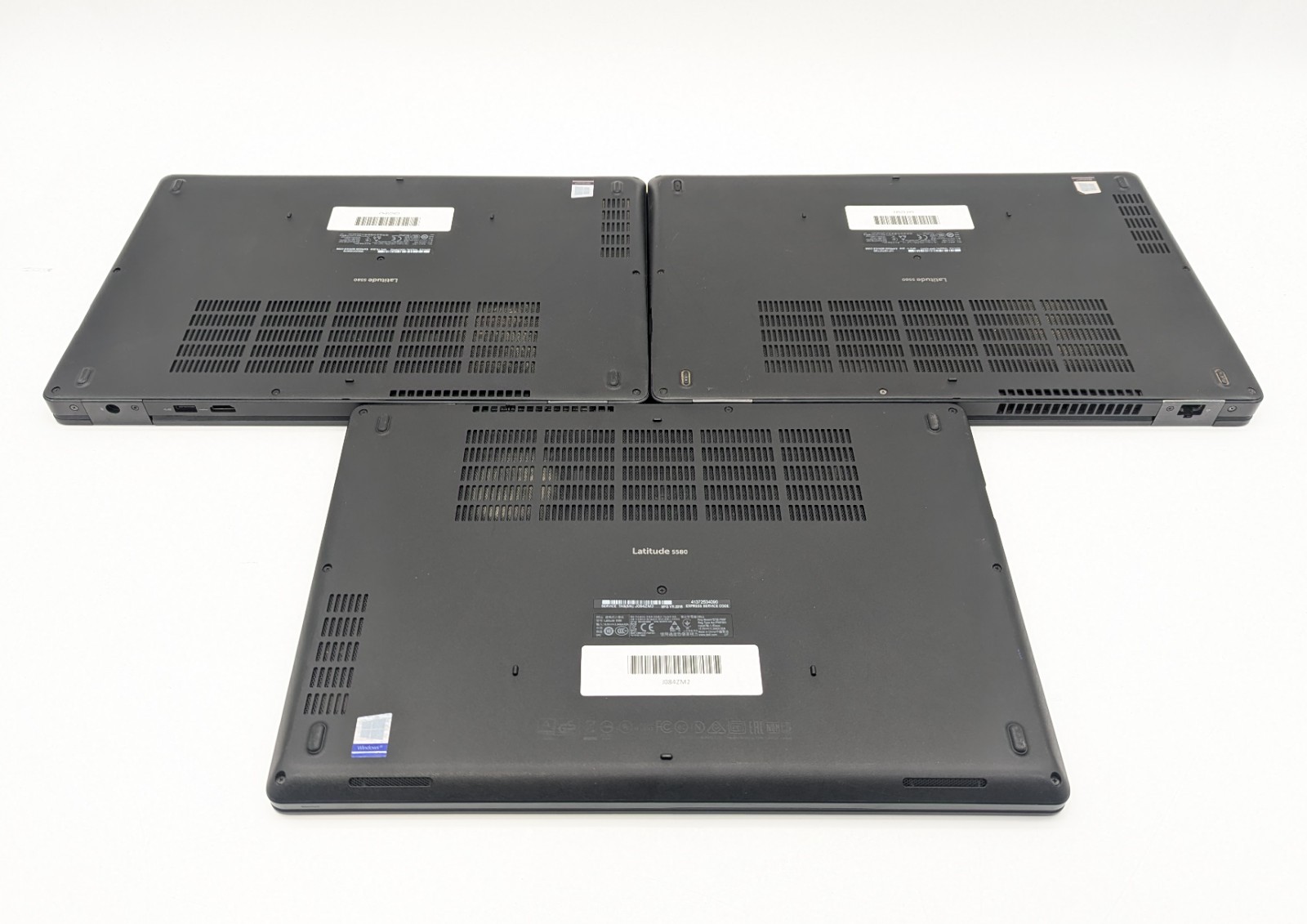 Lot of 3 Dell Latitude 5580 – Intel Core i7-7600U 2.9 GHz 8GB DDR4 RAM No OS/SSD