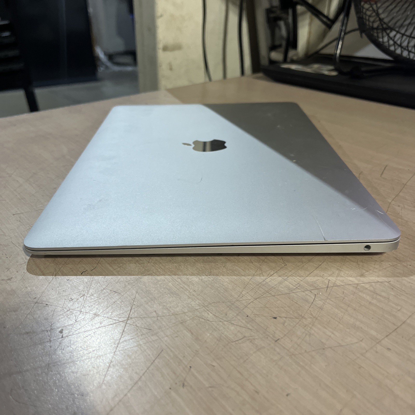 APPLE MACBOOK AIR 13″ SCISSOR, 2020 CORE I3-1000NG4 1.1GHZ 8GB RAM 256SSD ,
