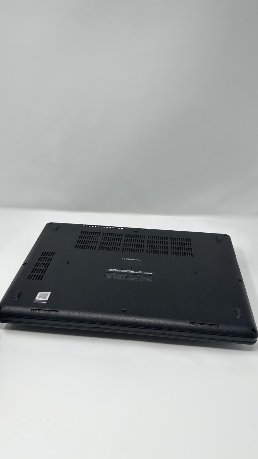 Dell Latitude 5490 i7-8650U 16GB 238GB SSD Windows 11 Pro 14″ Black