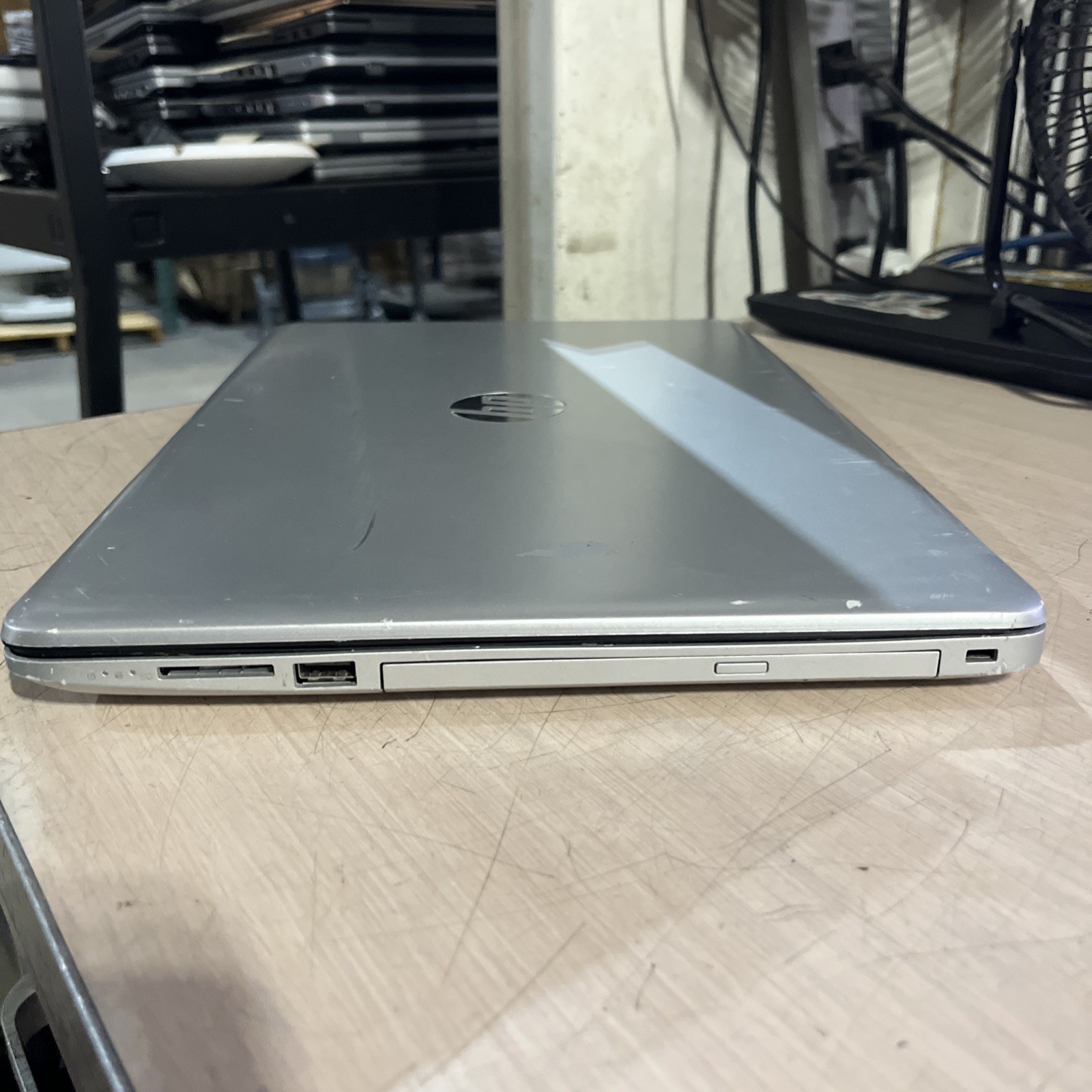 HP LAPTOP 15-DB0XXX AMD A9-9425 16GB RAM NO HD