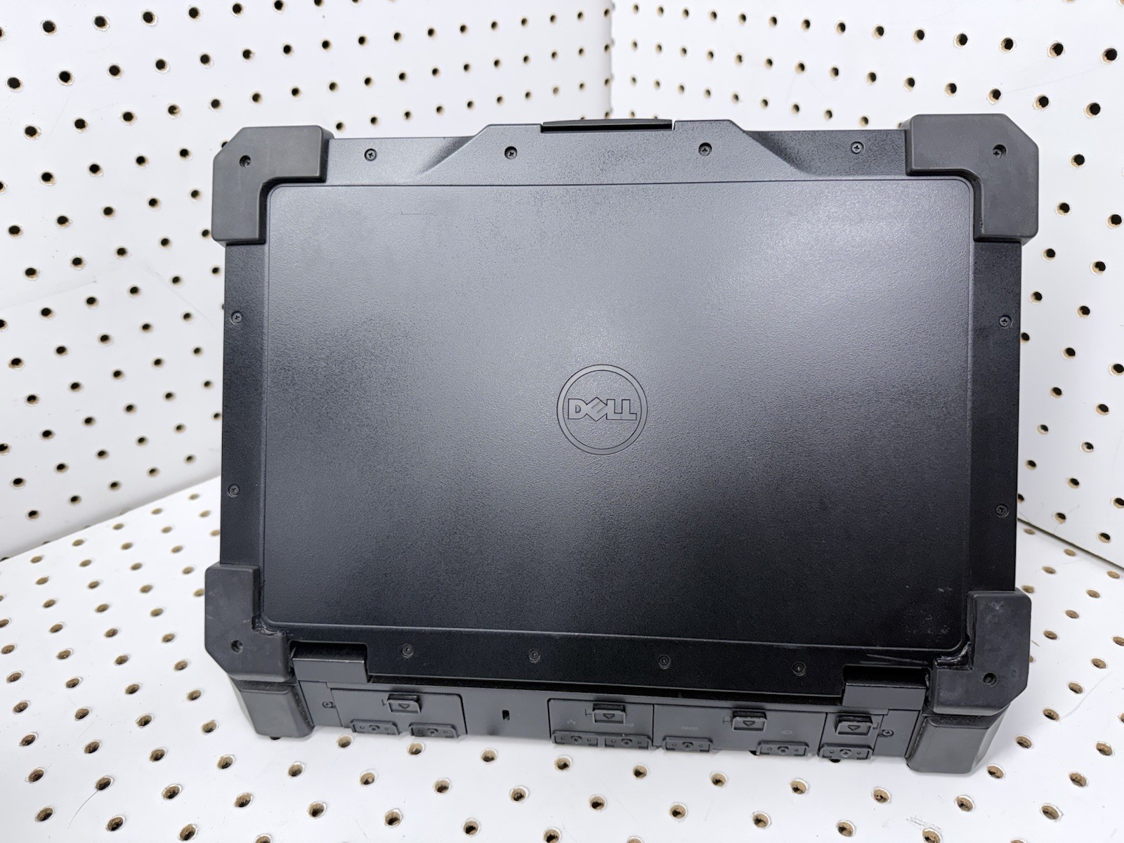 Dell Latitude Rugged 7414 | I7-6th Gen | 16 GB | 256 GB | Non-Touch