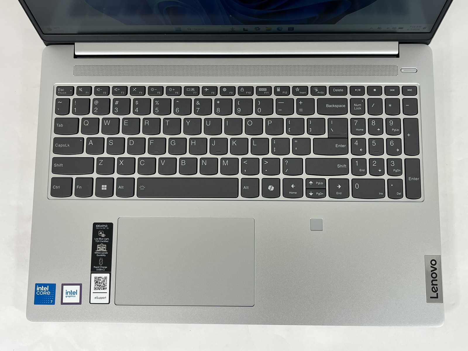 Lenovo IdeaPad Slim 5 16IRU9 16in Intel Core 7 150U 1.8GHz 8GB RAM 512GB WIN11