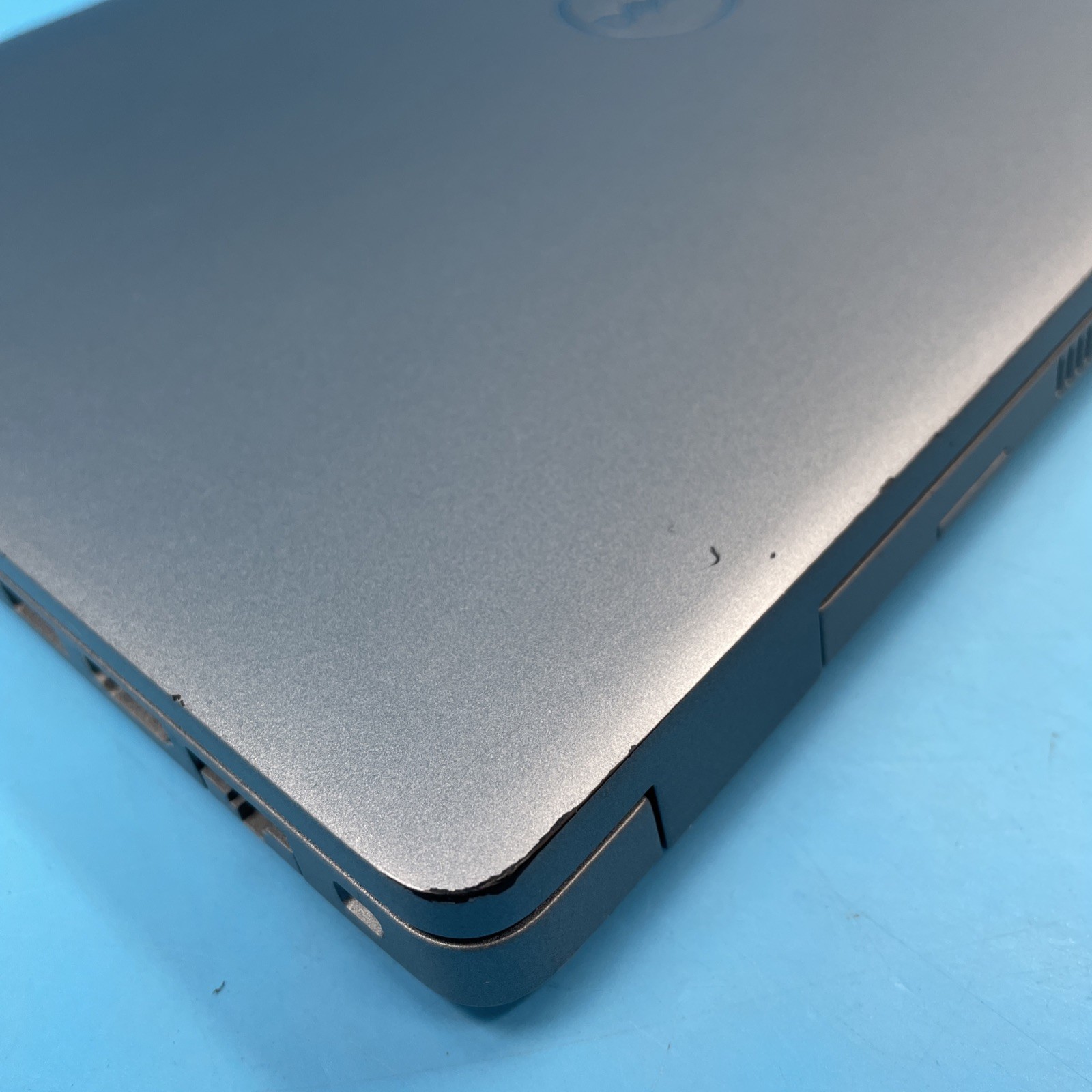 Dell Latitude 5420 | i7-1185G7 | 16GB RAM | 256GB SSD | NO OS | 42% BATT