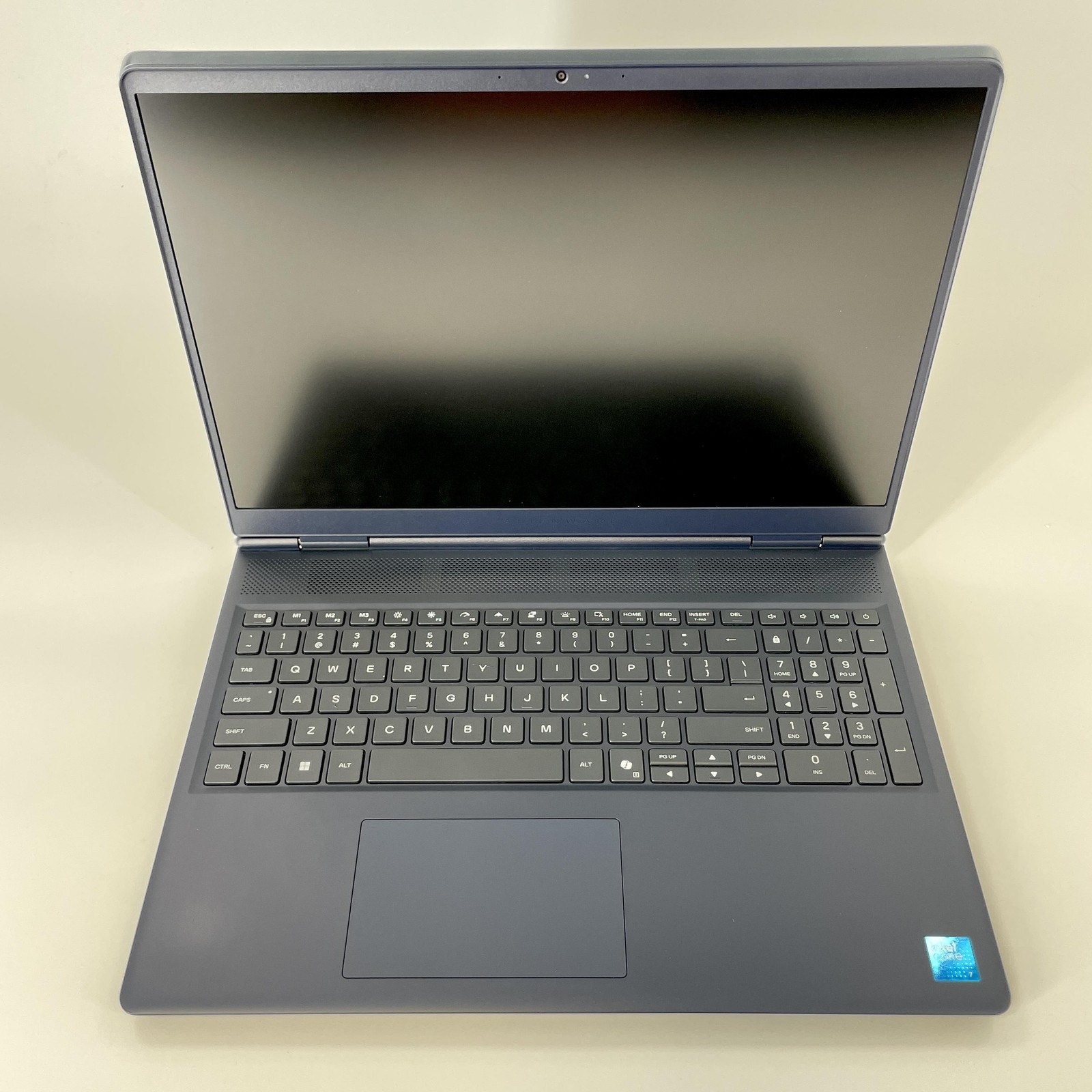 Dell Alienware 16 Aurora 120Hz QHD+ 2.5 GHz Core 7 240H 16GB 1TB SSD RTX 5050
