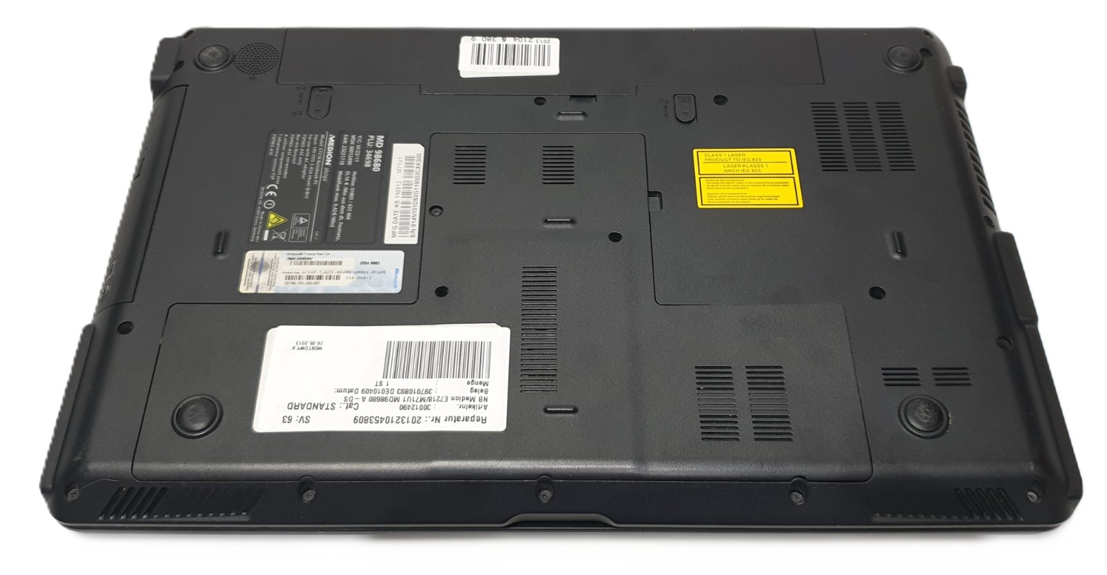 Medion Akoya E7218 i3-2310M 2.10GHz 750GB 8GB Laptop Windows 7 17.3″ VGA HDMI