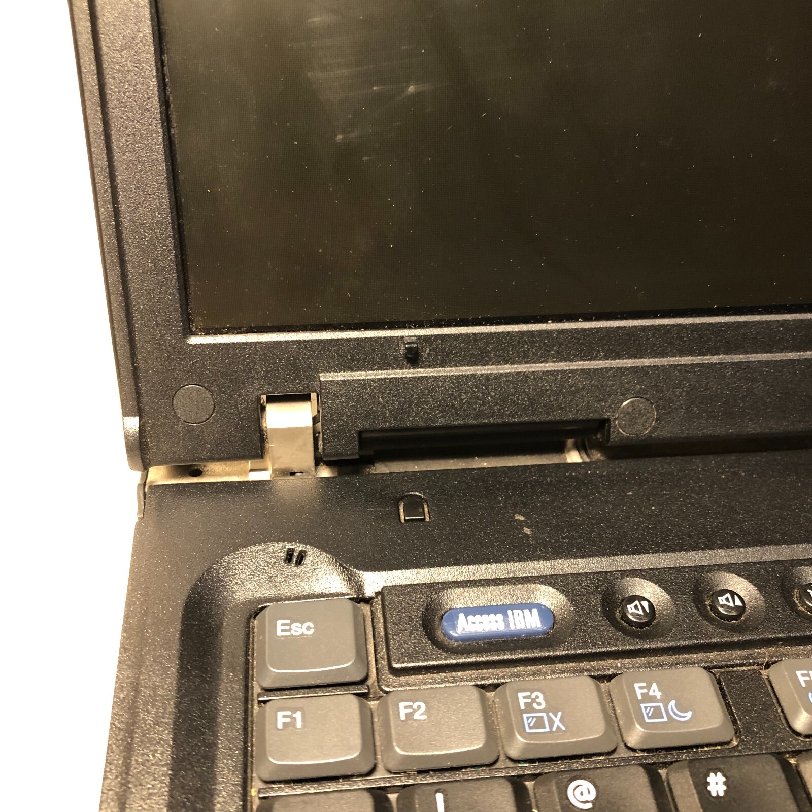 IBM Thinkpad Type 2668 Laptop SOLD AS IS (System Error)
