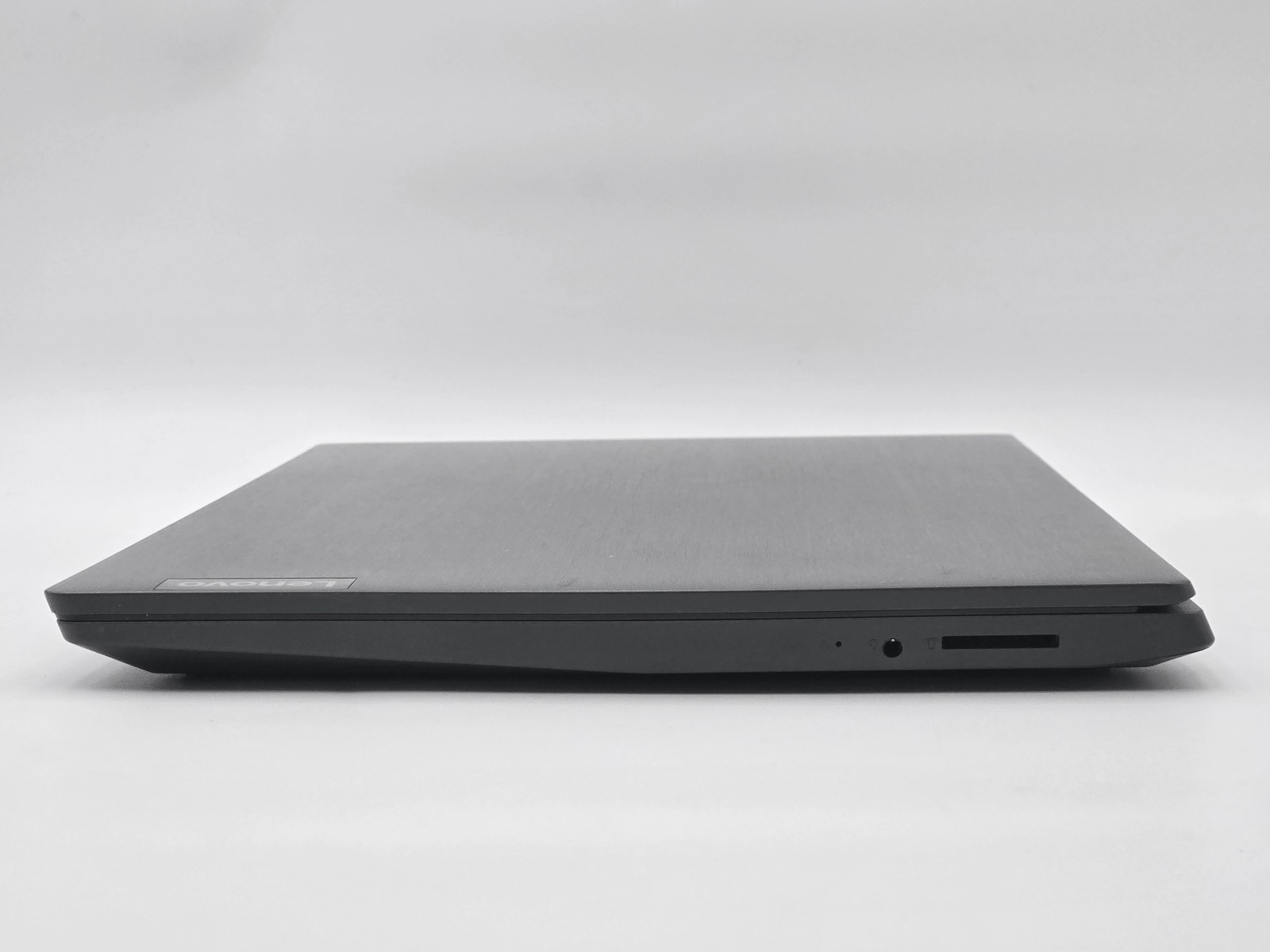 Lenovo V15 IGL 15″ HD CELERON N4020 256GB SSD 4GB W11 Webcam UK Keyboard