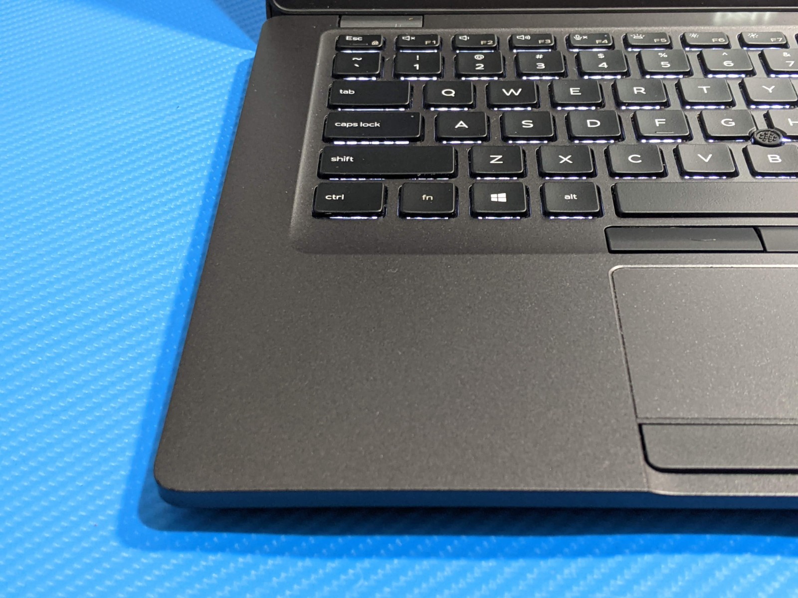 Dell Latitude 5400 14″ FHD Intel i7-8th Gen 1.9GHz 16GB 256GB SSD W11P +Charger