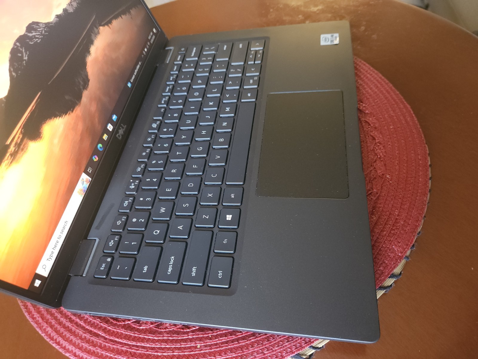 Dell Latitude Laptop 7410 i7 16gb Ram 256gb SSD NVMe Drive 14″ Screen…