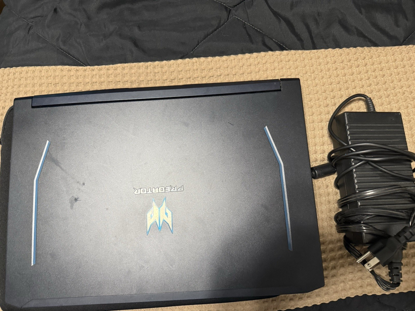 Acer Predator Helios 300 15.6″ i7 9th Gen GTX 1660 Ti 144hz