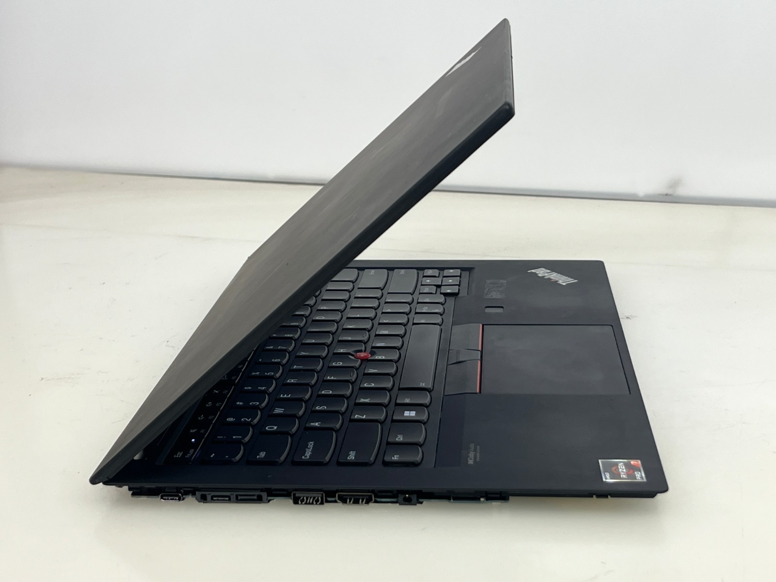 LENOVO THINKPAD P14S RYZEN 7 PRO-5850U@1.90GHZ 16GB RAM NO SSD/HDD TOUCH*READ