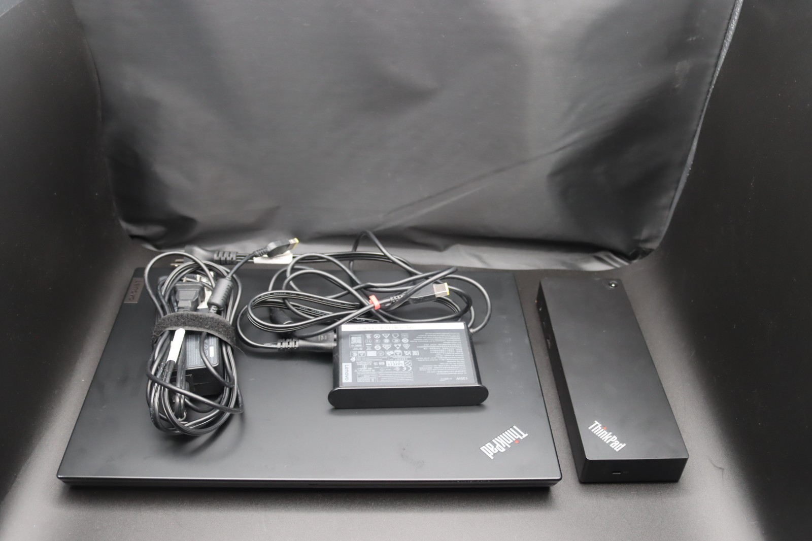 Lenovo ThinkPad P15v Gen 3 15.6″ i7-12700H 32GB Ram 500GB SSD NVIDIA T1200+Dock