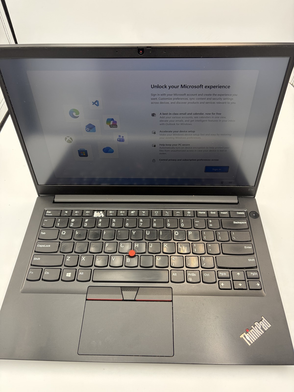 Lenovo ThinkPad E14 Gen 2 (2020) AMD Ryzen 5 4500U with Radeon Graphics 8GB RAM