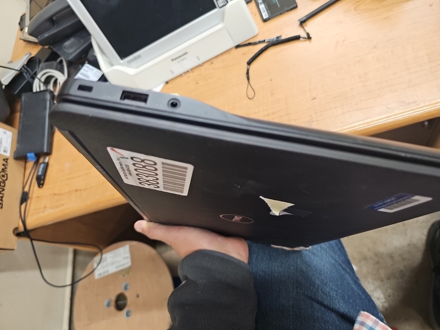 DELL Latitude E7450 14″ Intel Core i7-5600U 2.60GHz 8GB 256gb Bad Lcd Excel Batt