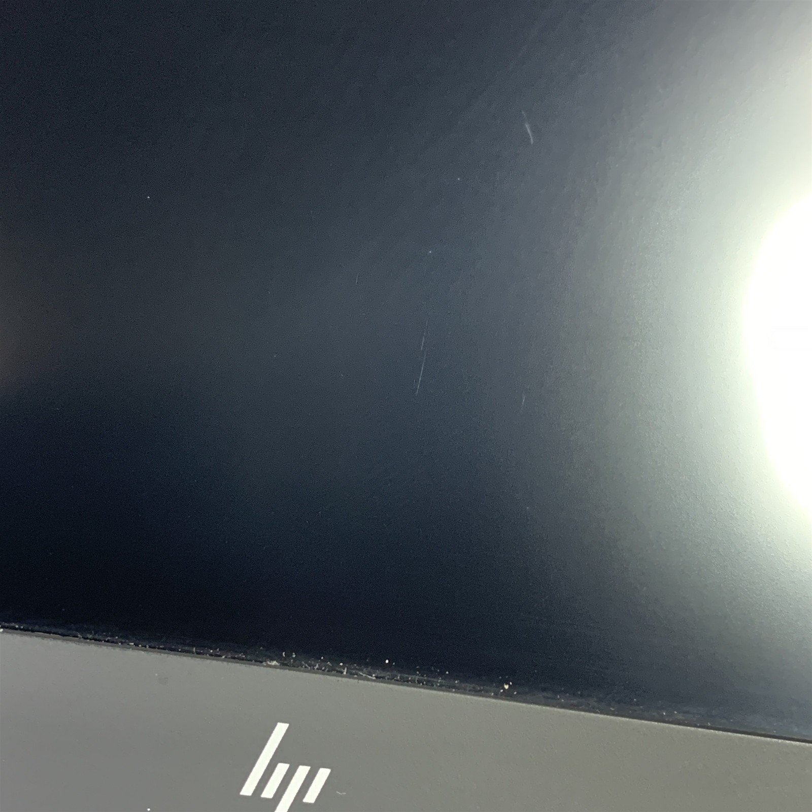 HP ZBook Fury 17 G7 17.3″ Xeon W-10885M 2.4GHz 64GB 1TB NVMe SSD -Win 11