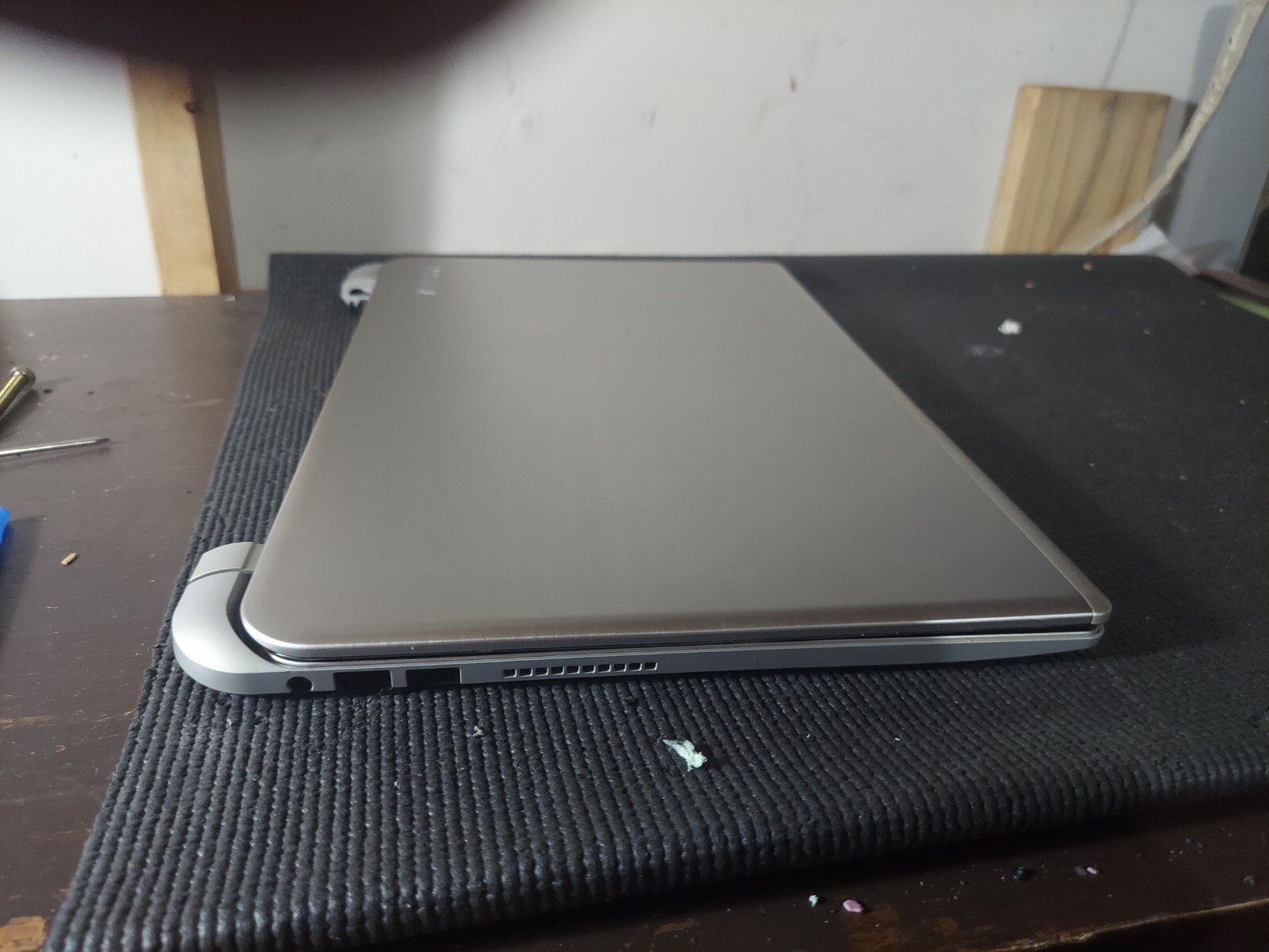 Toshiba Satellite S55-B5280 and S50-B 4gb laptops “BIOS password”