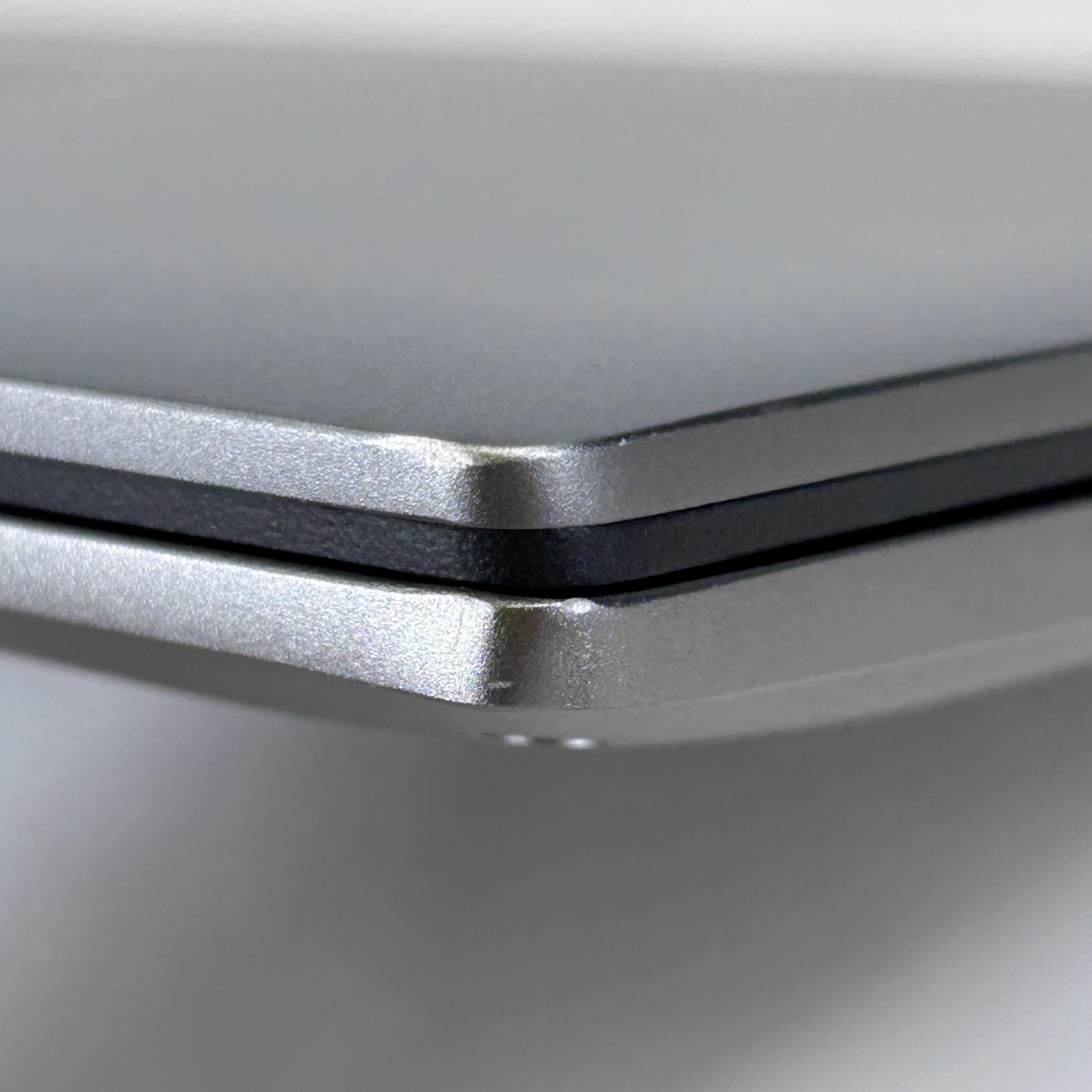 Dell Latitude 7440 14 Gray FHD+ 1.3 GHz i5-1335U 16GB 256GB SSD Very Good