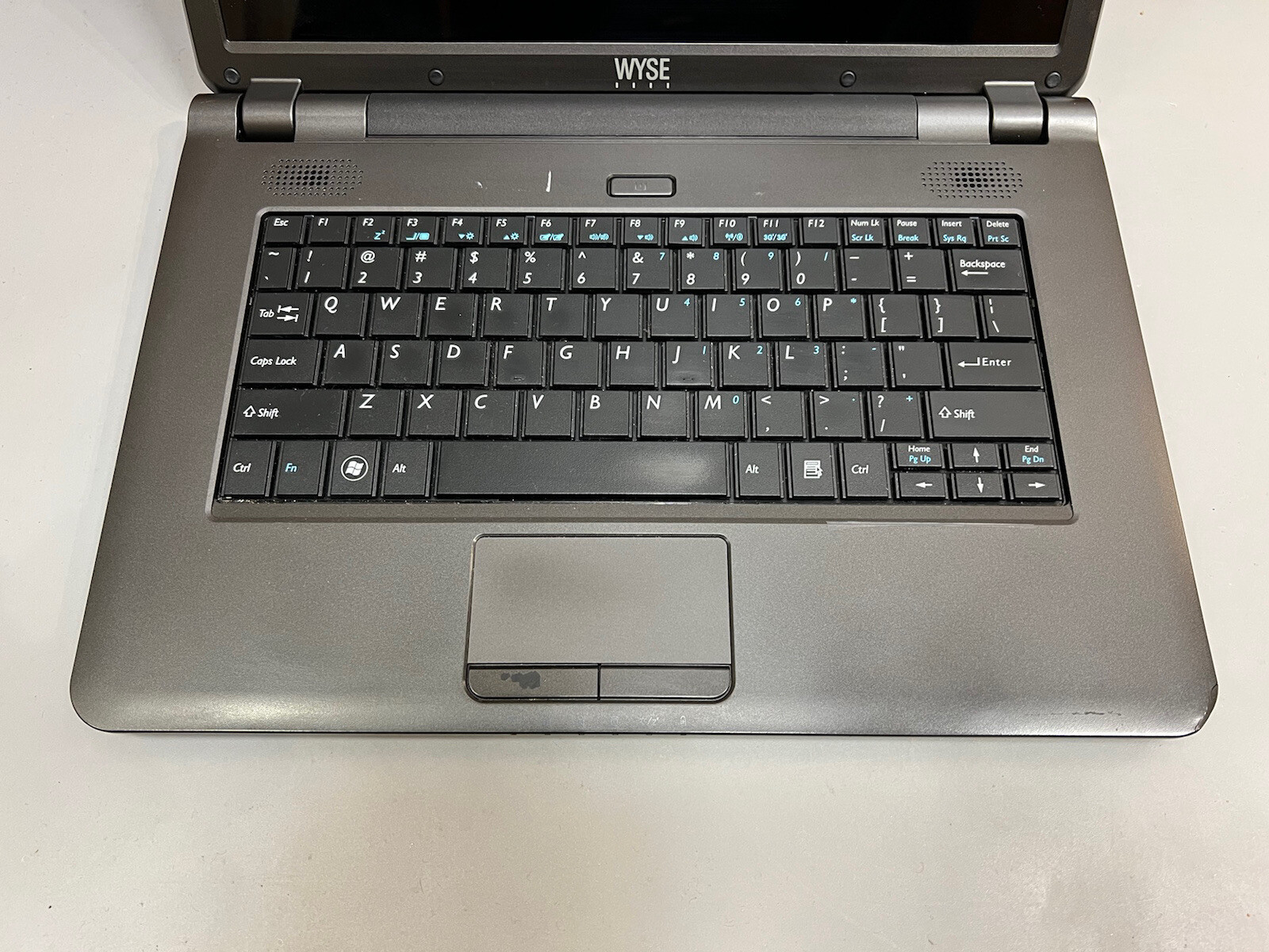 WYSE Xn0m AMD G-T56N 2GB RAM 80GB HDD WEBCAM WIN 10