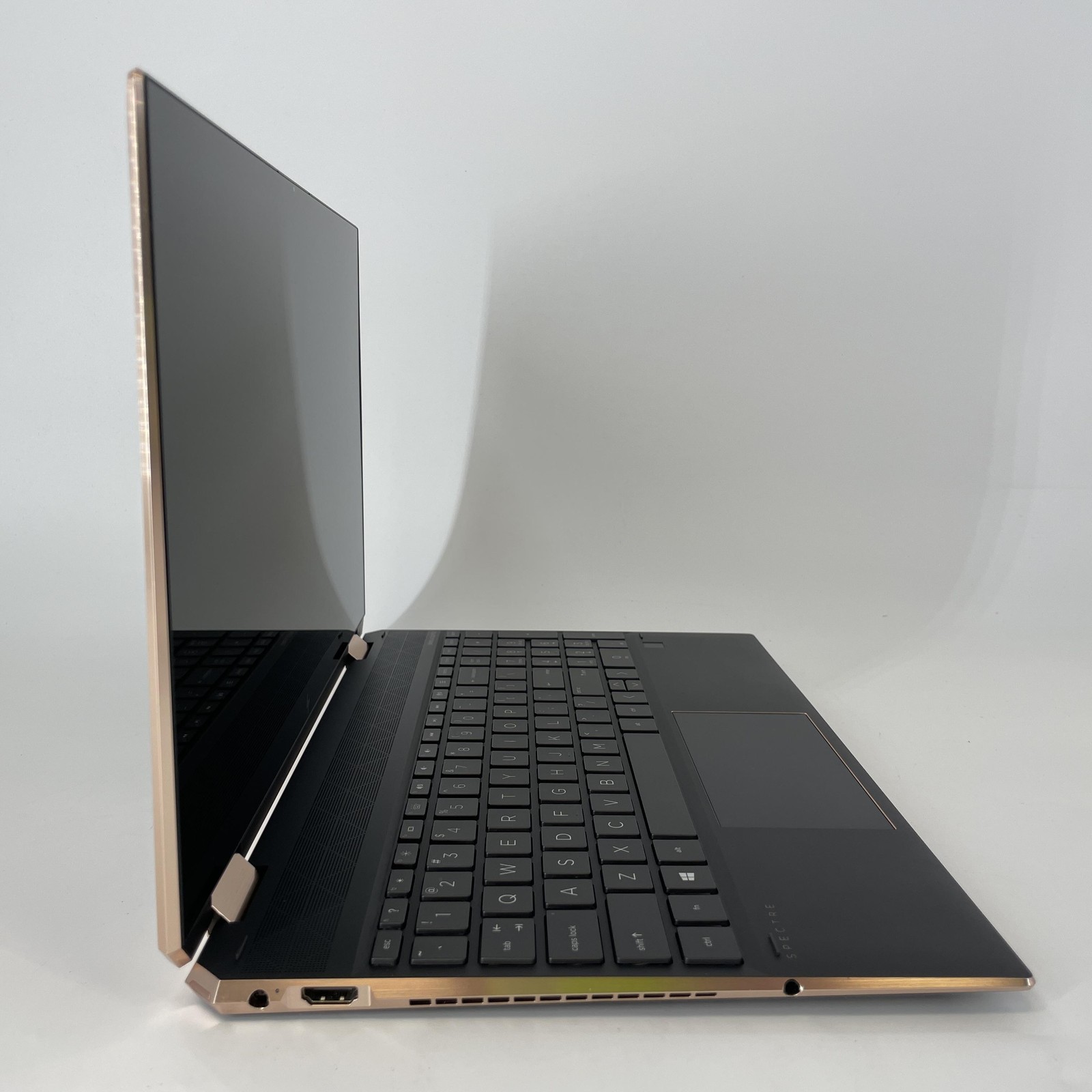 HP Spectre 15 x360 4K TOUCH i7-10510U 1.80GHz 16GB 512GB SSD NVIDIA MX330 Good