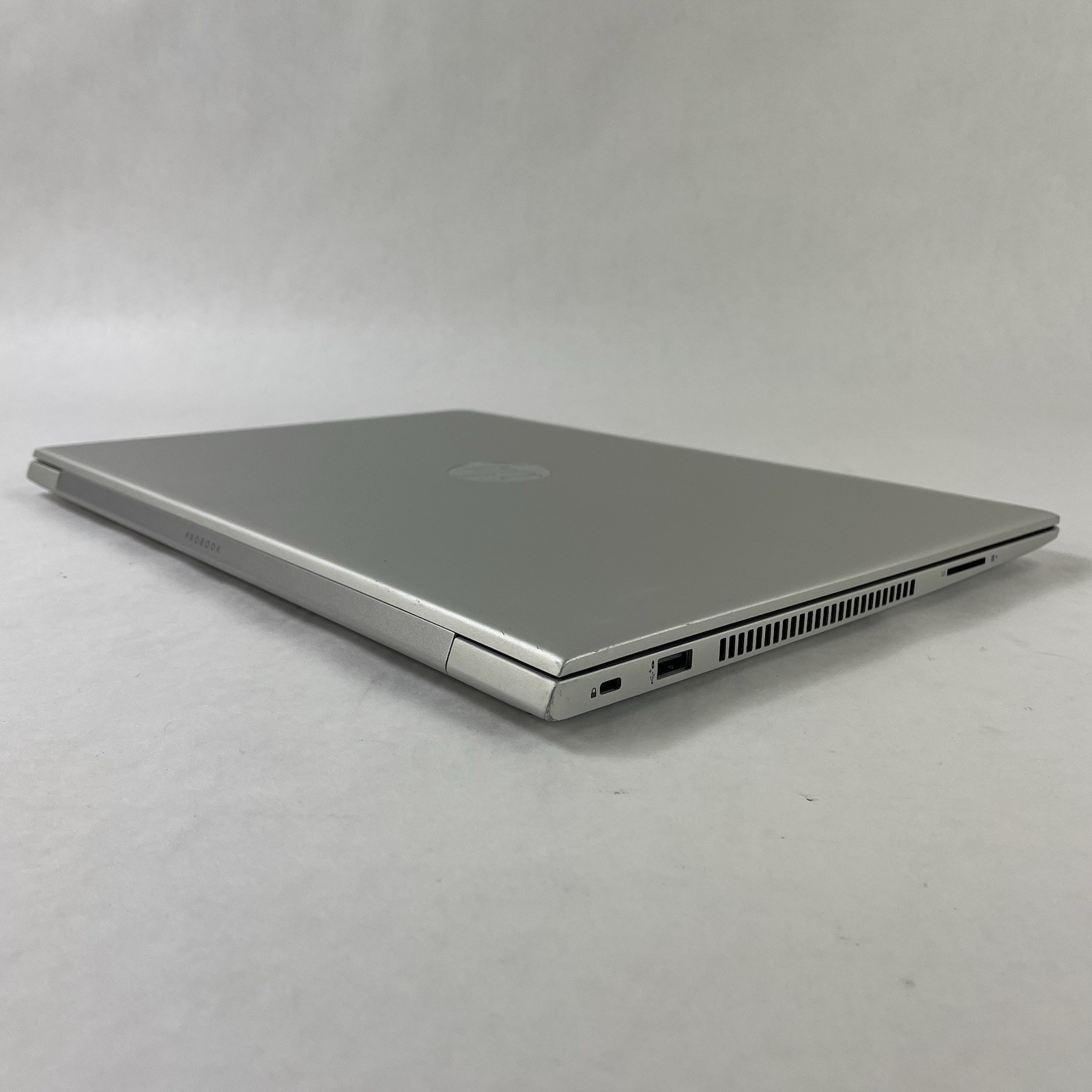 HP ProBook 450 G6 15.6″ i5-8265U 1.60 GHz 8 GB RAM No SSD No OS No AC