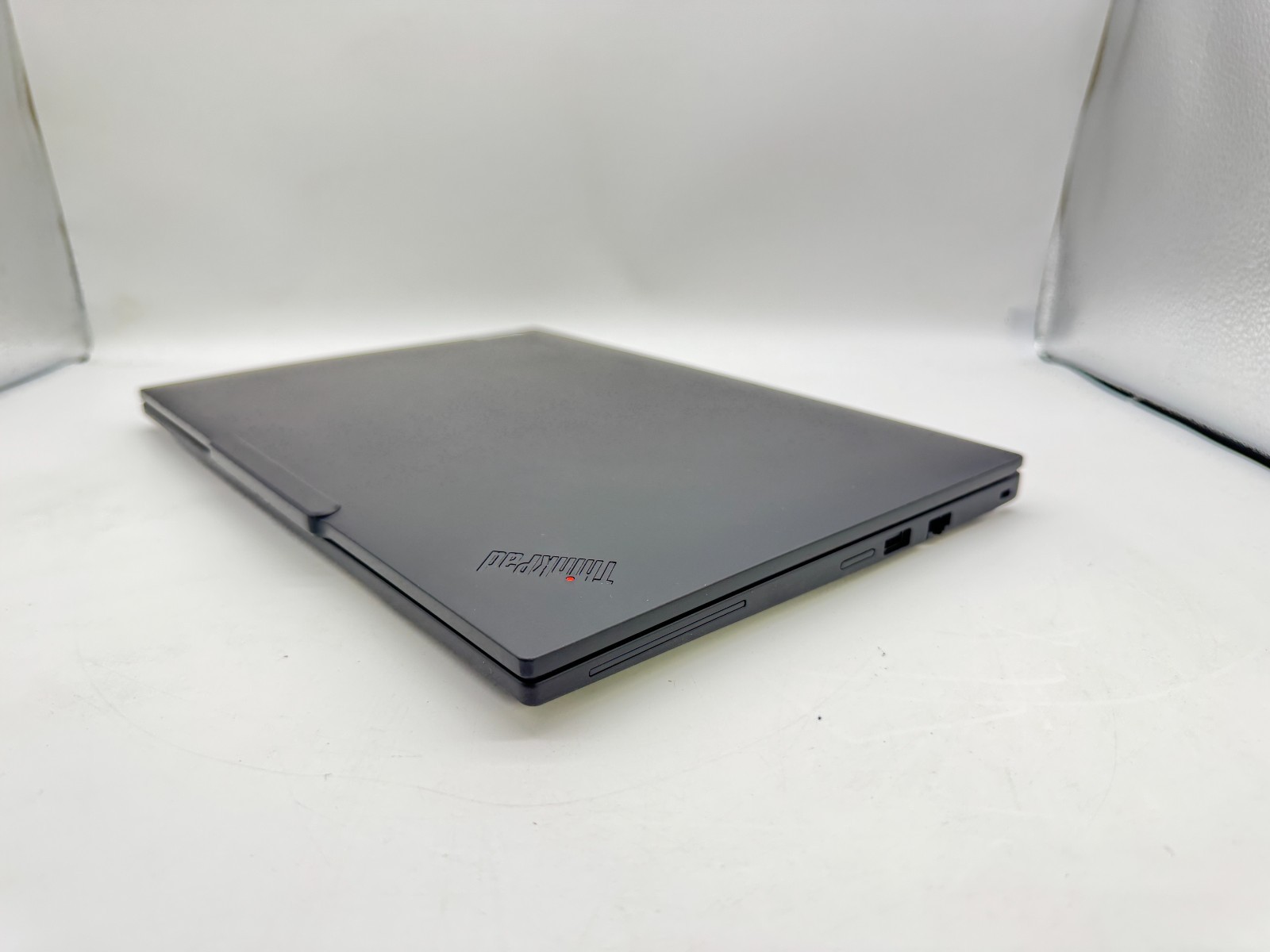 2025 Lenovo ThinkPad T14 Gen 5 intel Ultra 5 135U 16GB Ram 256GB SSD Excellent