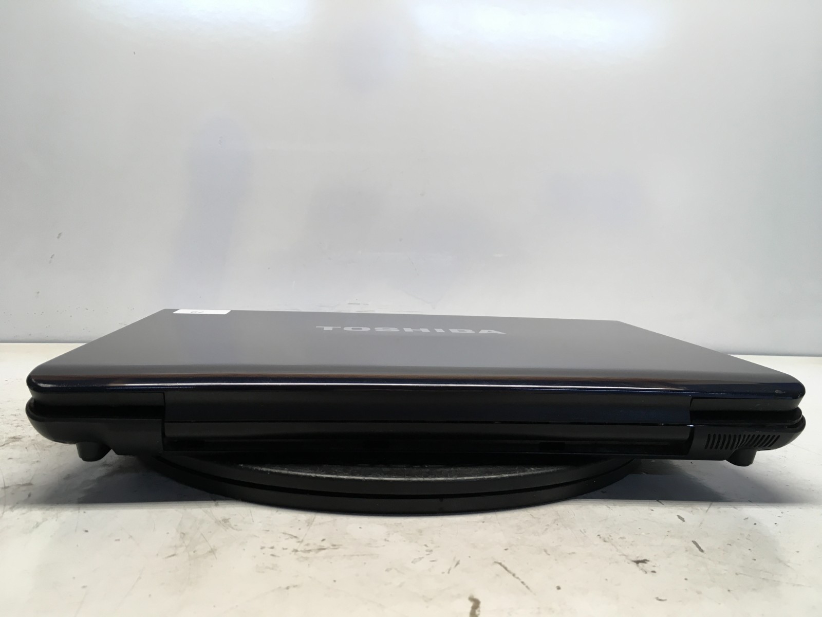Toshiba Satellite A215-S4807 AMD Turion 64 X2 TL-56 1.8GHz 2 GB NO HDD