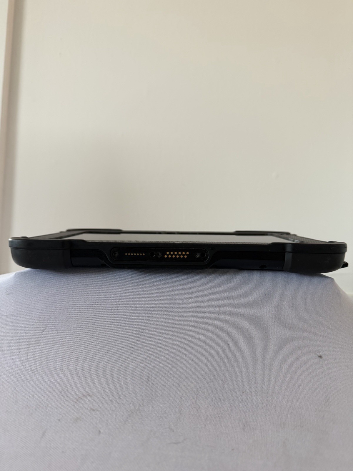 Xplore ixi01B2 Laptop – Good Screen – Intel i5-5350U – RAM 8 GB – Read Des