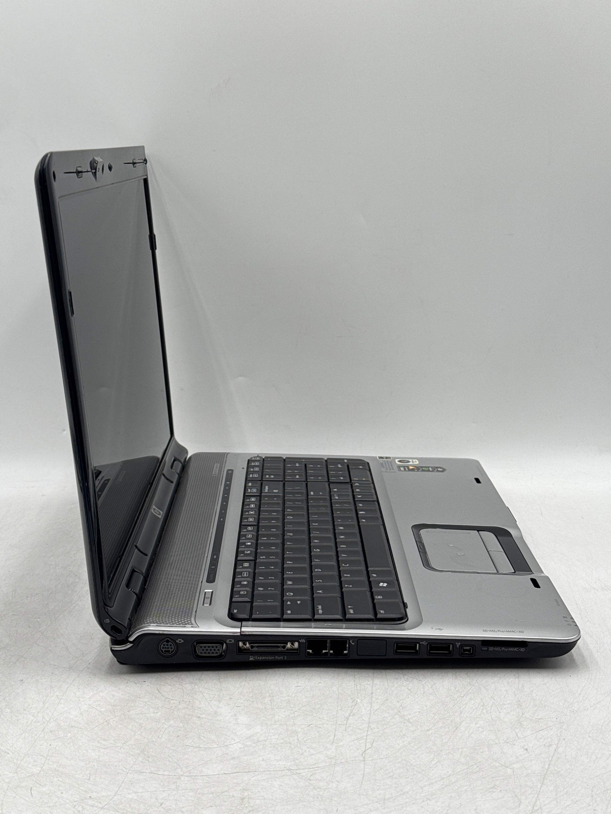 HP Pavilion dv9000 17″ Laptop AMD Turion X2 Windows Vista – For Parts