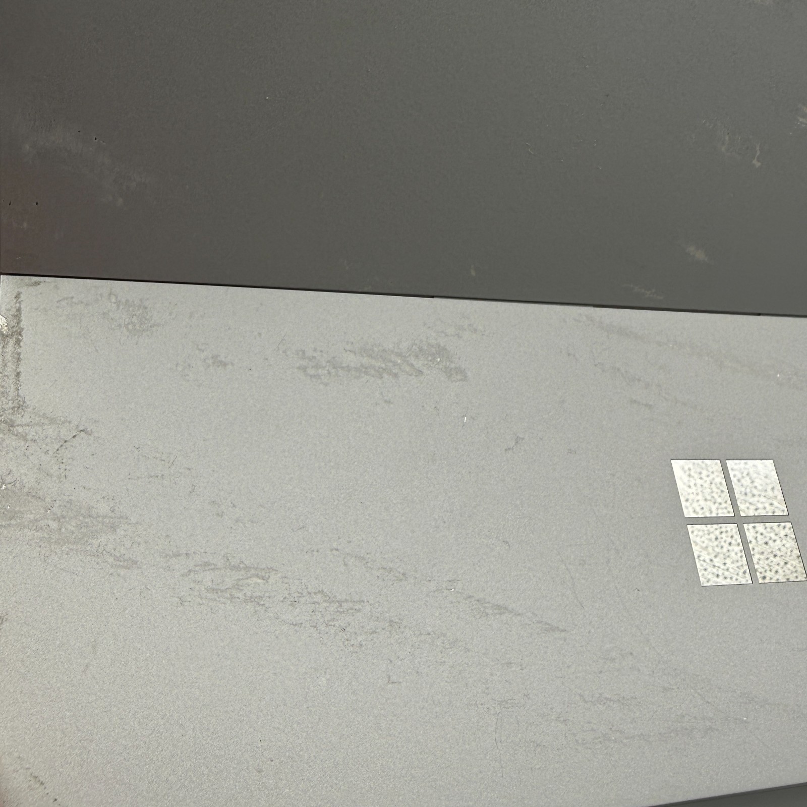 Microsoft Surface Pro 6 1796 i5-8350U 8GB RAM 256GB SSD 12.3″ Win11 Pro Tablet
