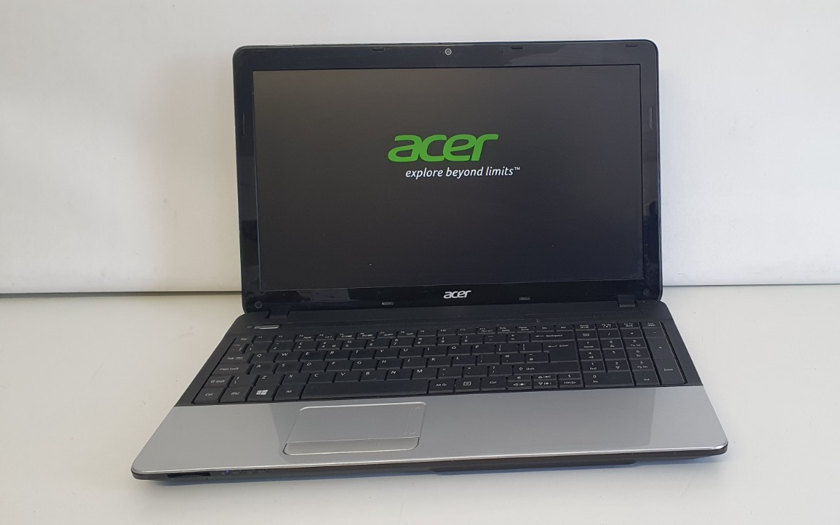 ACER TRAVELMATE P253 LAPTOP 2ND GEN i3-2348M 15.5″ 8GB 240GB SSD HDMI WIN11-85