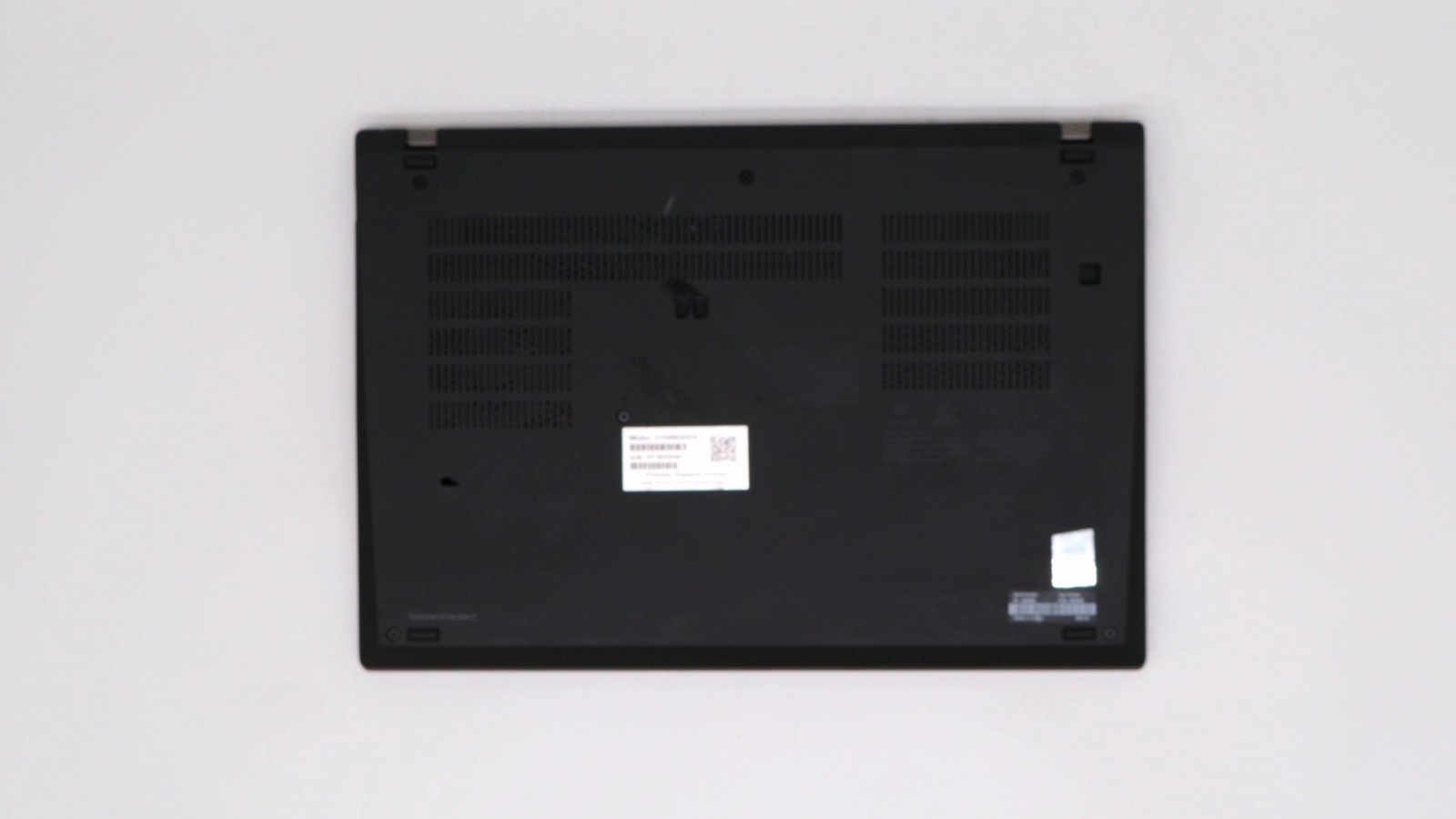 Lenovo ThinkPad P14s Gen 2a 14″ Ryzen 7 Pro 5850U 32GB 512GB – Very Good