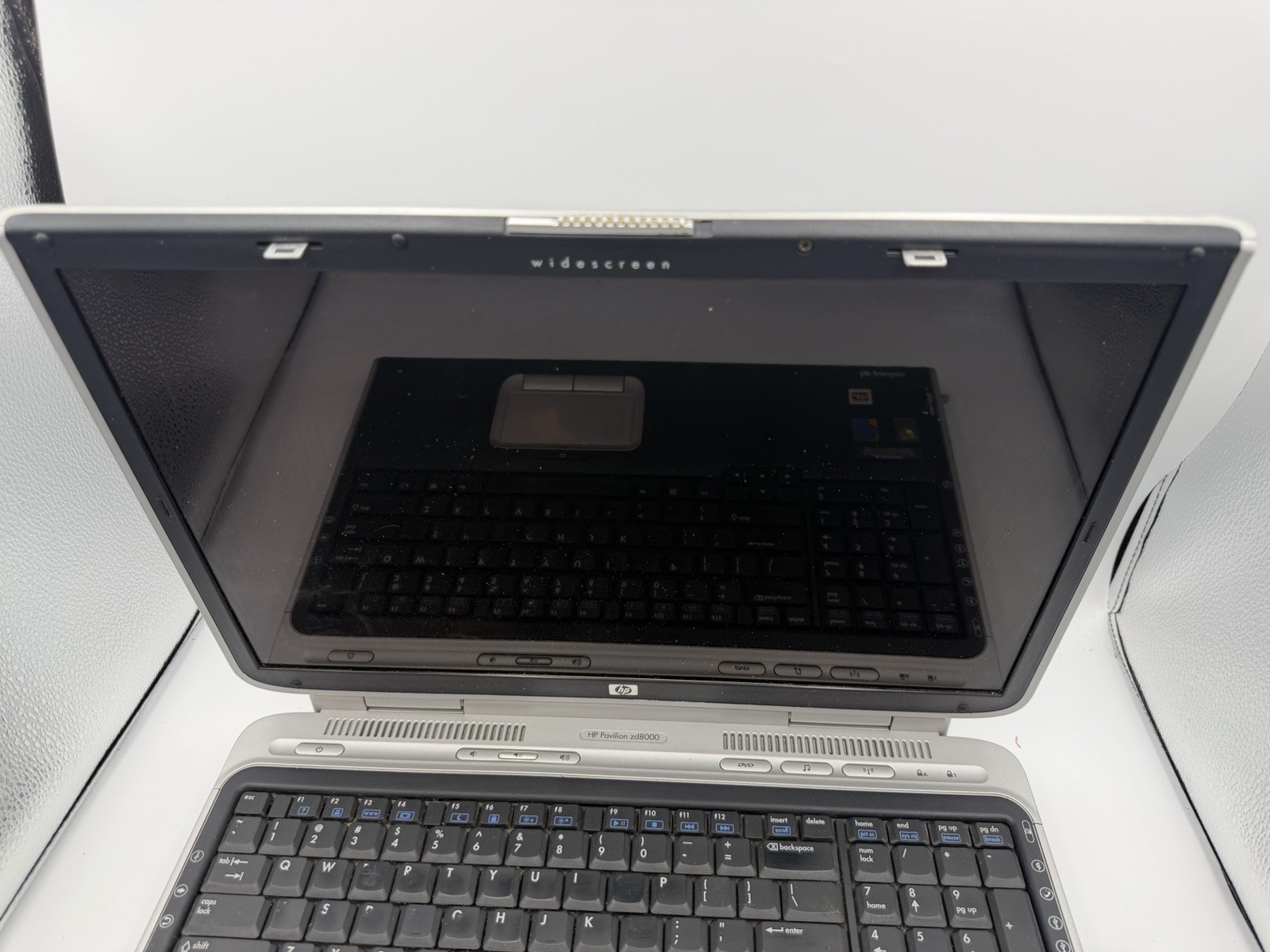 HP Pavilion zd8000 Laptop AS-IS Untested No Charger HDD RAM Included