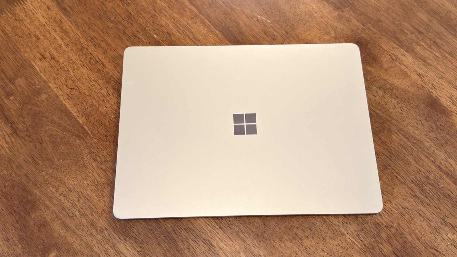 Microsoft Surface Laptop 7th Edition 13.8″ 512gb Snapdragon X Plus 16GB RAM Dune