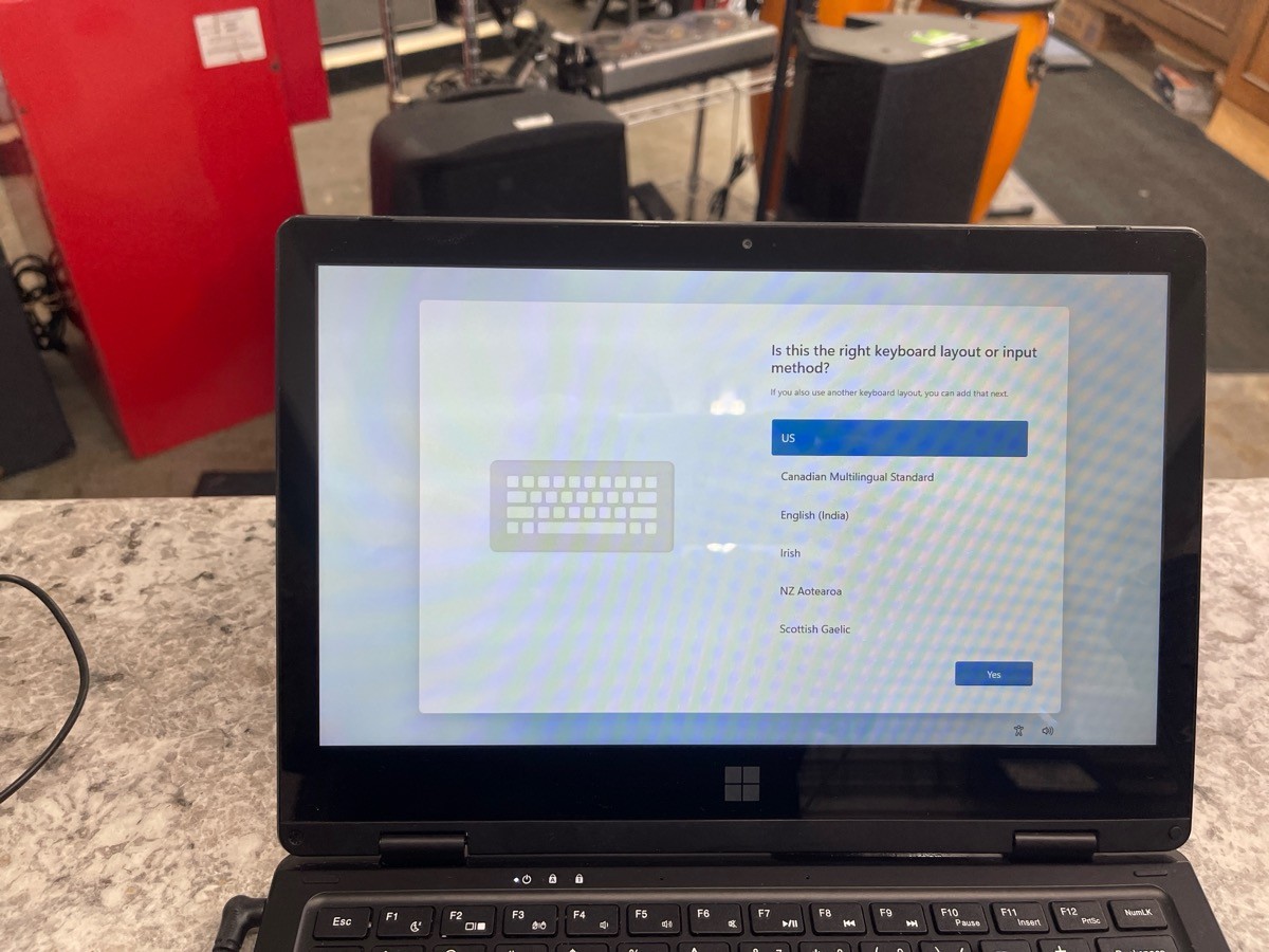 GATEWAY GWTC116-2BK LAPTOP (PS5011840)