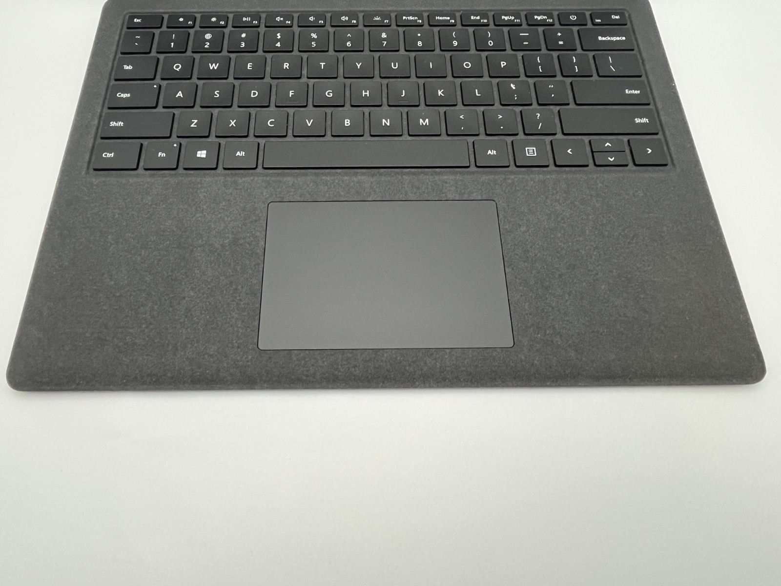 MICROSOFT SURFACE LAPTOP 2 (1769) i5-8250U@1.6GHZ 8GB RAM 256GB NVME WIN 11 PRO