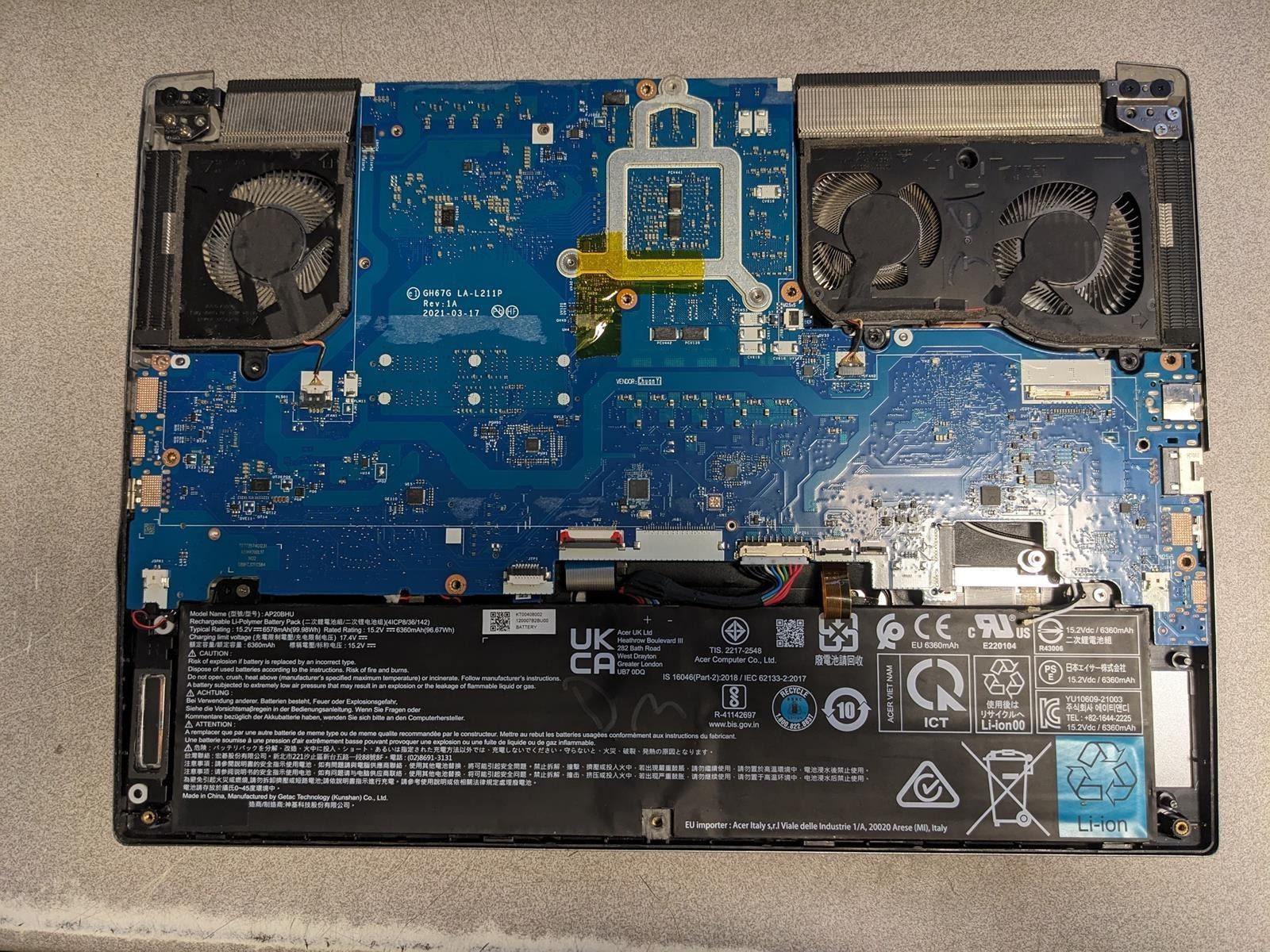 ACER PREDATOR TRITON 500 SE i7-11800H @ 2.30GHZ, 16GB RAM, NO HDD/OS – (PARTS)