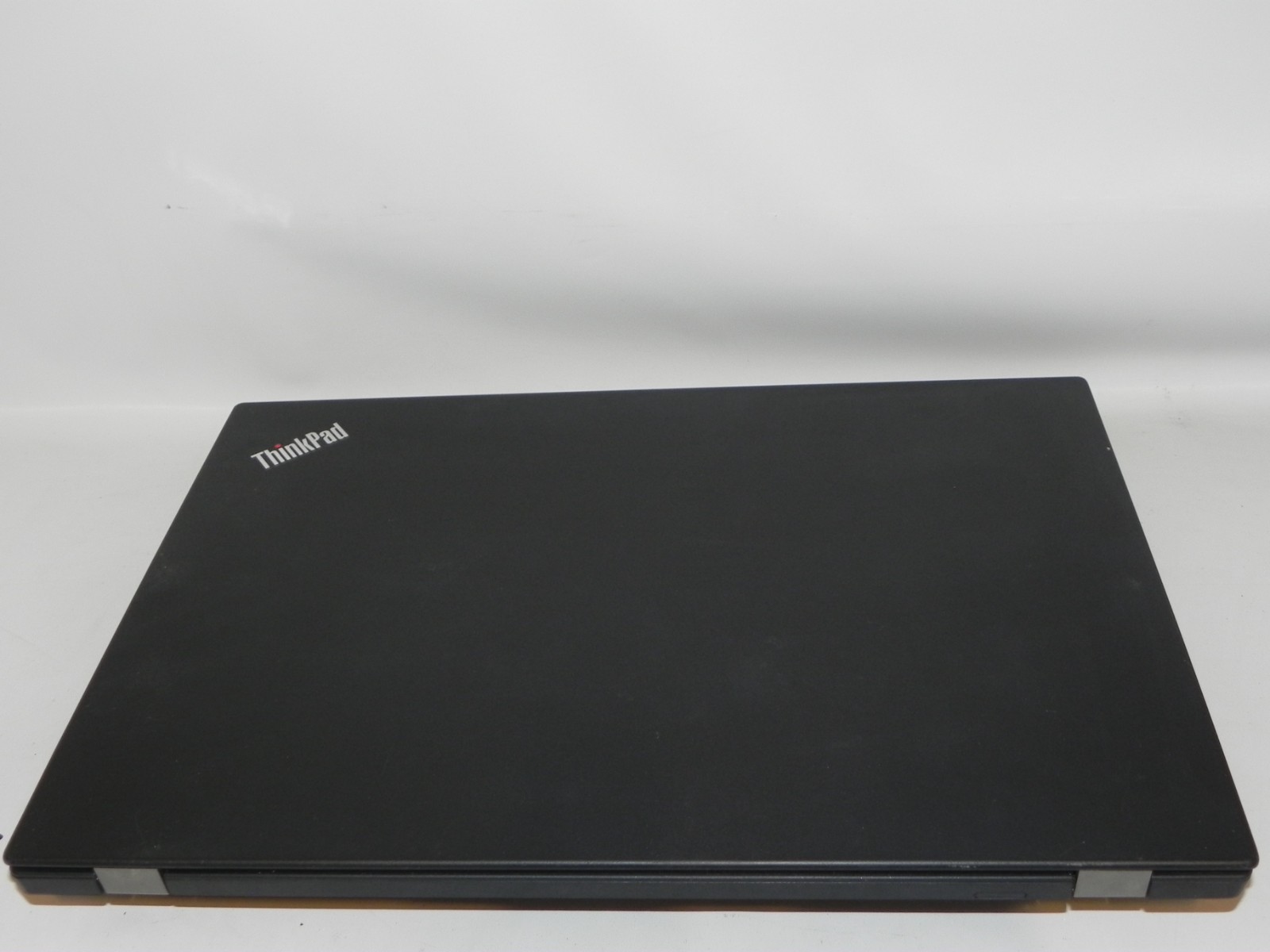 Lenovo ThinkPad T590 Windows 11 Intel i7-8565u 1.99GHz 16GB RAM 400SSD