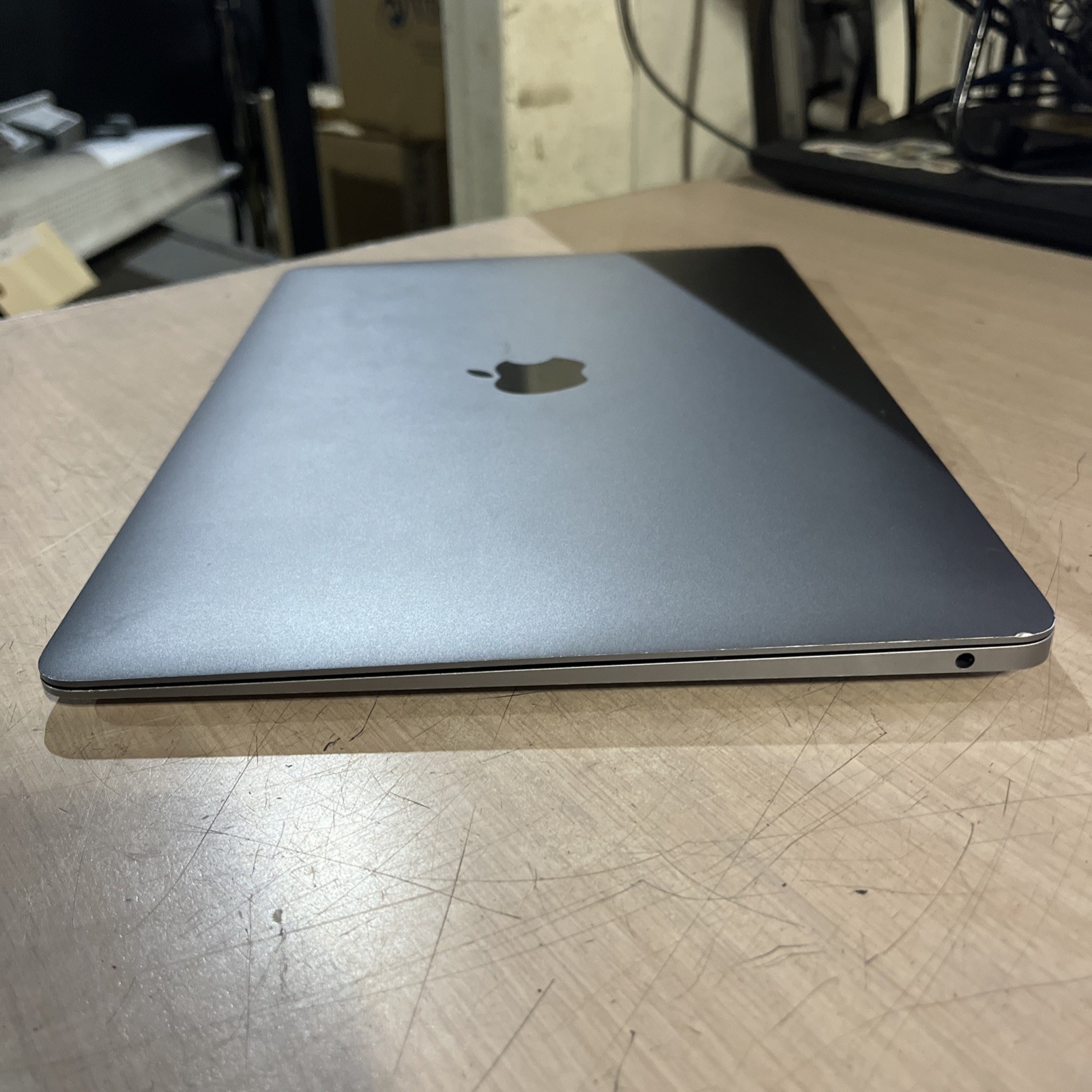 APPLE MACBOOK AIR 13″ SCISSOR, 2020 CORE I3-1000NG4 1.1GHZ 8GB RAM 256SSD