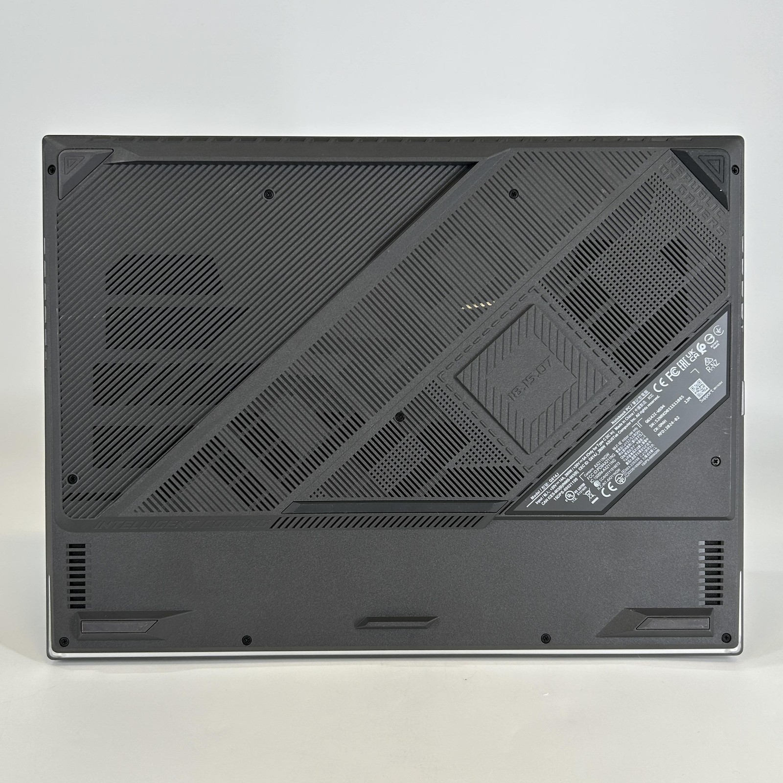 Asus ROG Strix G16 G614 240Hz QHD+ i9-13980HX 16GB 1TB RTX 4070 POWER RAIL ISSUE