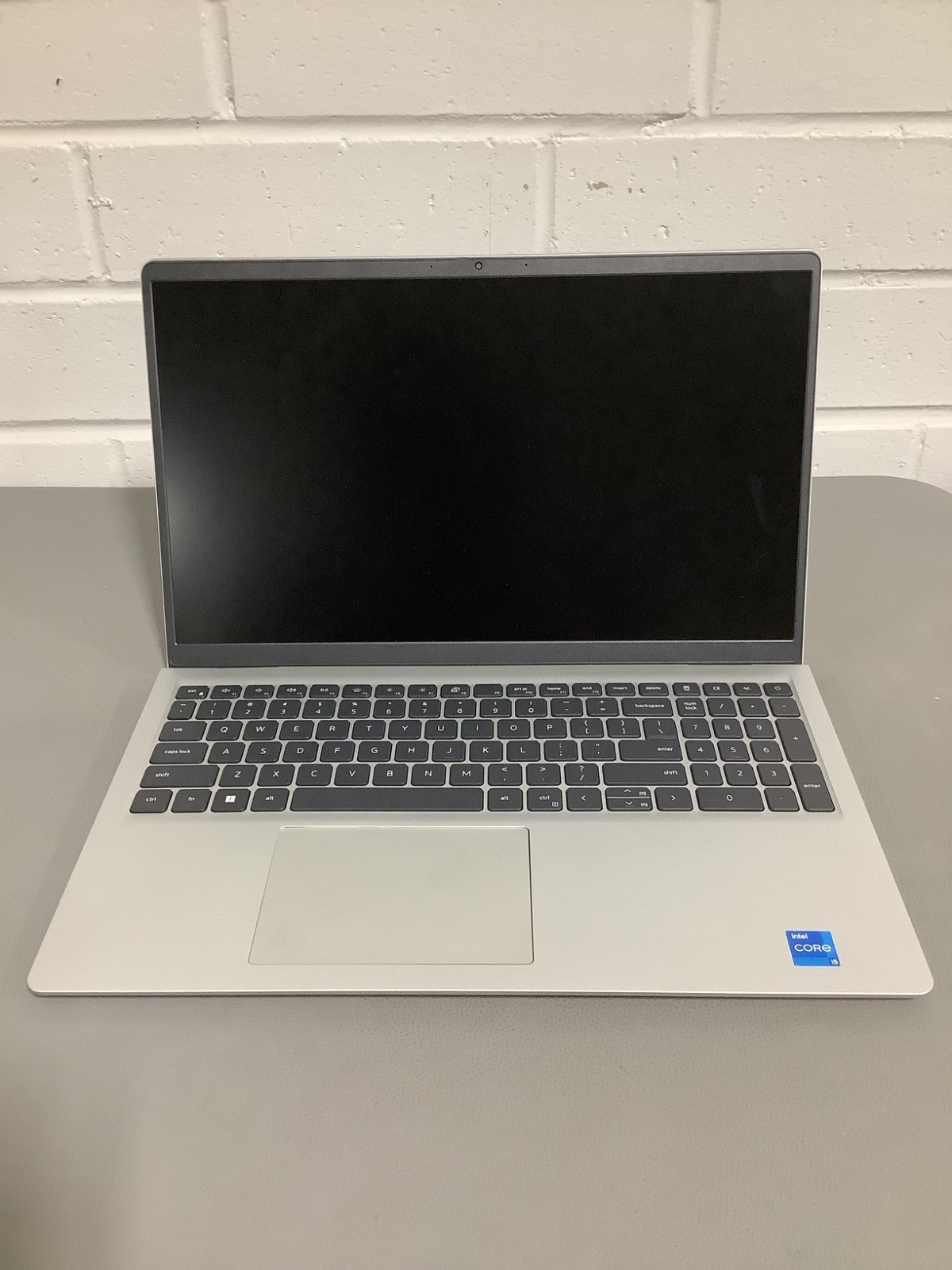 Dell 15 DC15250, 13th Generation Intel Core i5, 16GB DDR4, 512 GB Solid State