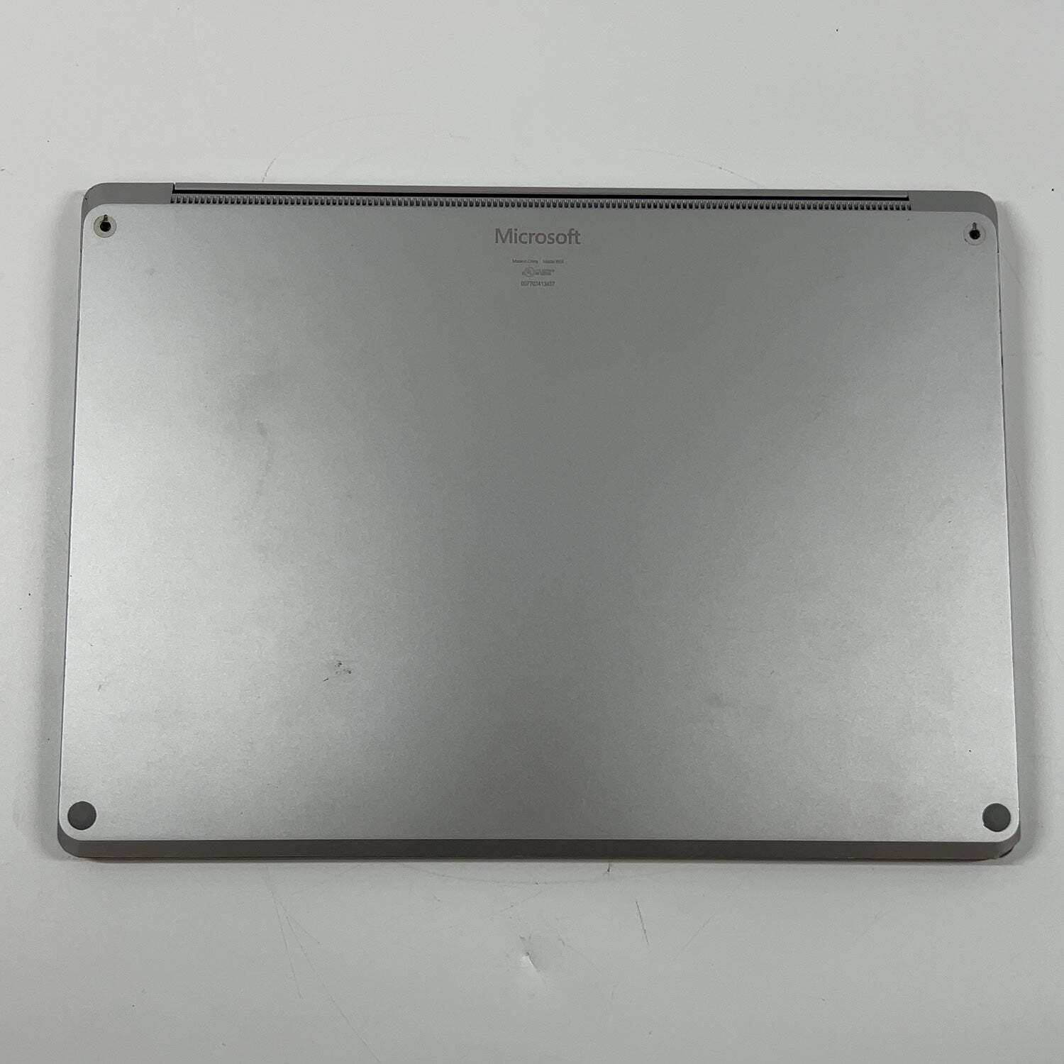 Microsoft Surface Laptop 4 1958 13.5″ Ryzen 5 Surface Edition 2.2GHz 8GB RAM 250