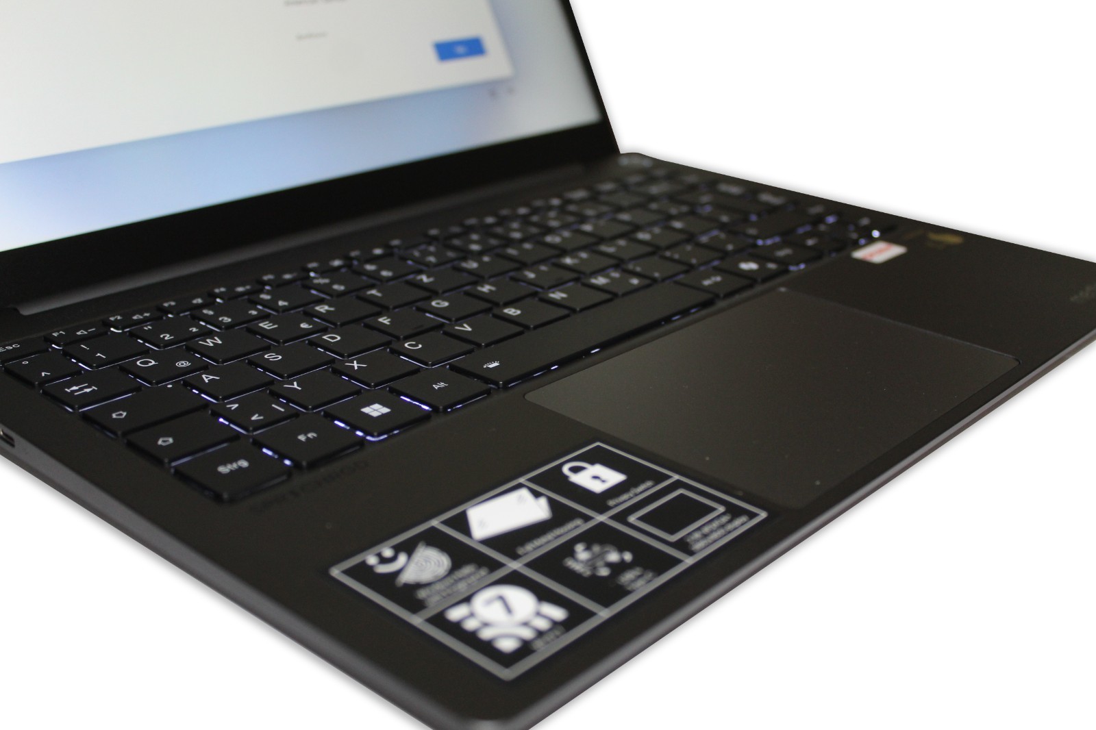 Laptop 14″ 2.8K 120Hz, Snapdragon X Elite, 16GB RAM, 512GB SSD